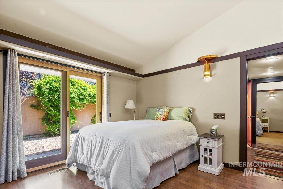 101 / 103 Minot Street, Middleton, Idaho 83644, 2 Bedrooms, 1 Bathroom, Residential Income For Sale, Price $1,164,000, 98944905