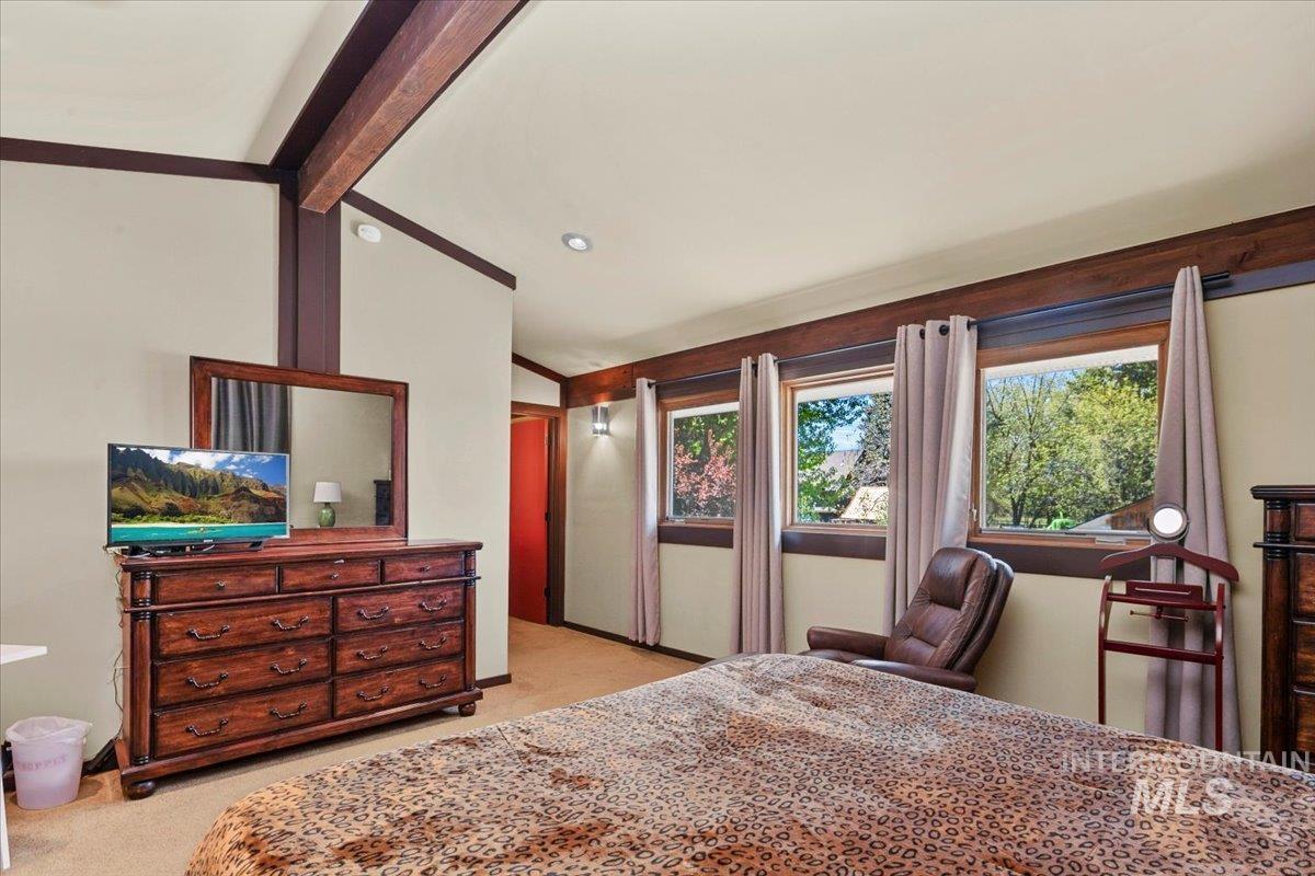 101 / 103 Minot Street, Middleton, Idaho 83644, 2 Bedrooms, 1 Bathroom, Residential Income For Sale, Price $1,164,000, 98944905