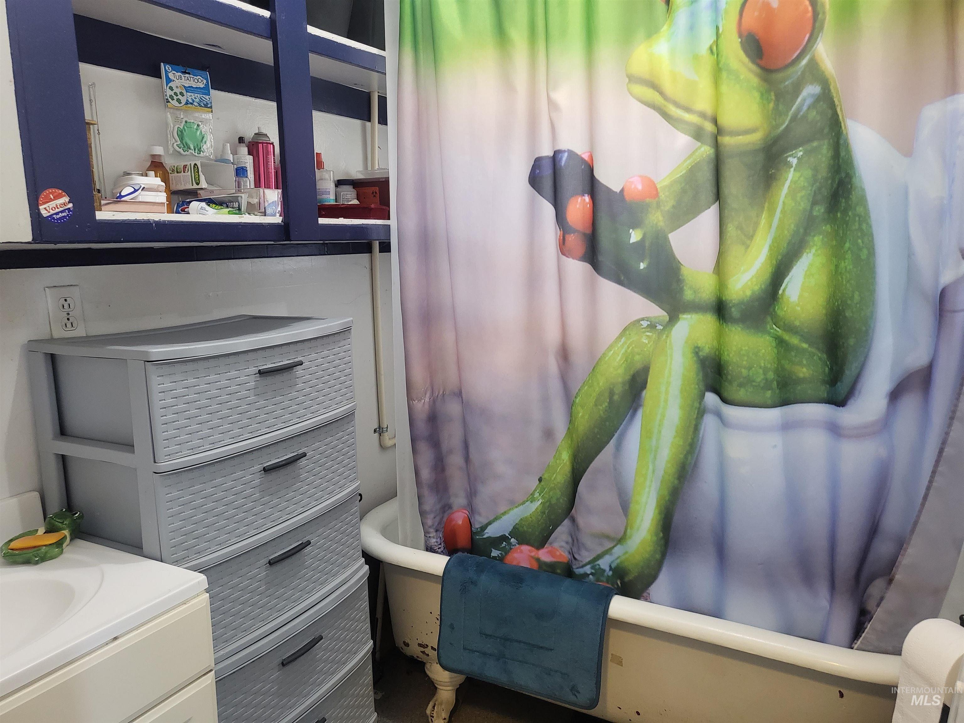 202 Hill St, Kamiah, Idaho 83856, 2 Bedrooms, 1 Bathroom, Residential For Sale, Price $165,000, 98944921