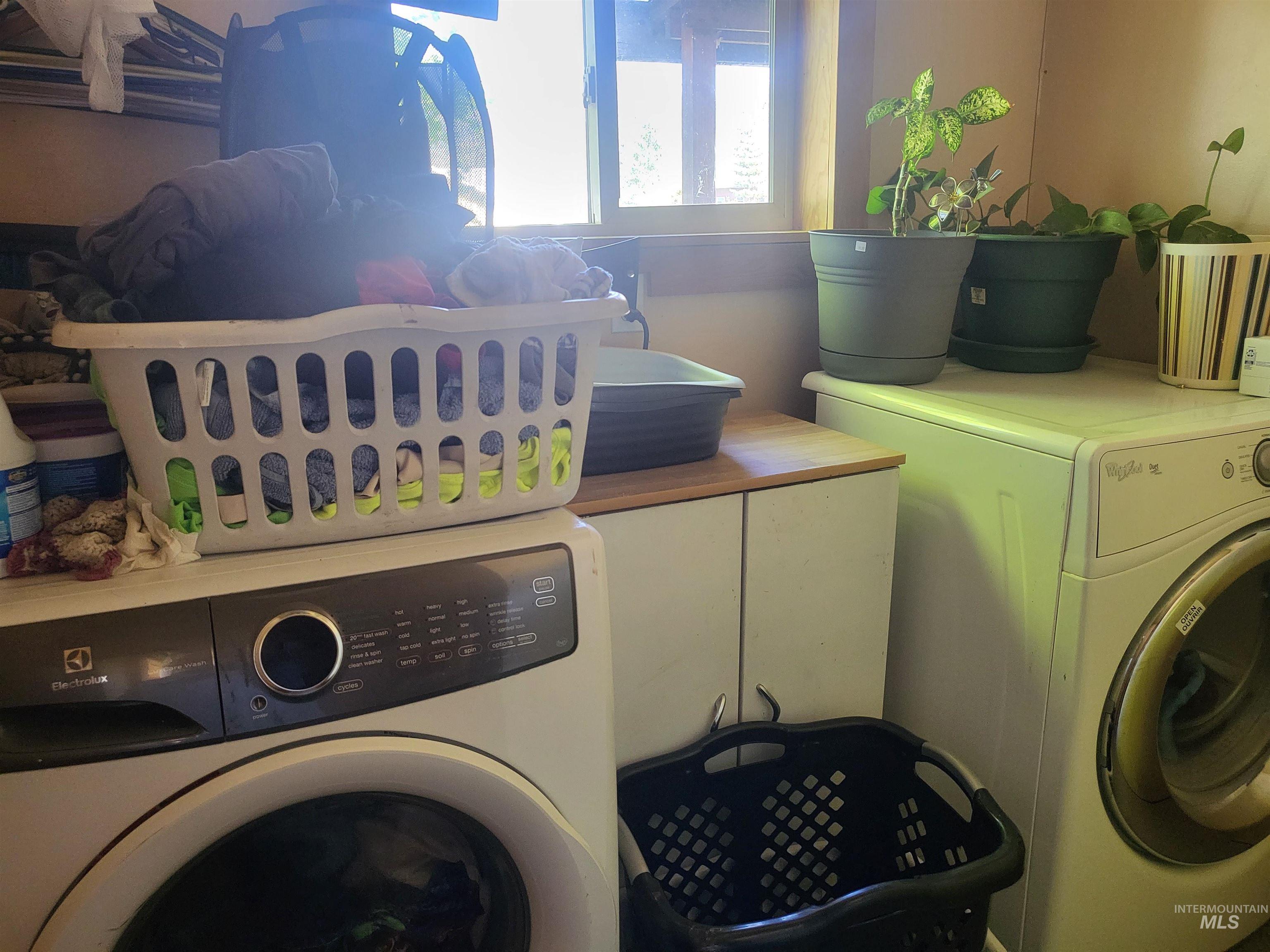 202 Hill St, Kamiah, Idaho 83856, 2 Bedrooms, 1 Bathroom, Residential For Sale, Price $165,000, 98944921