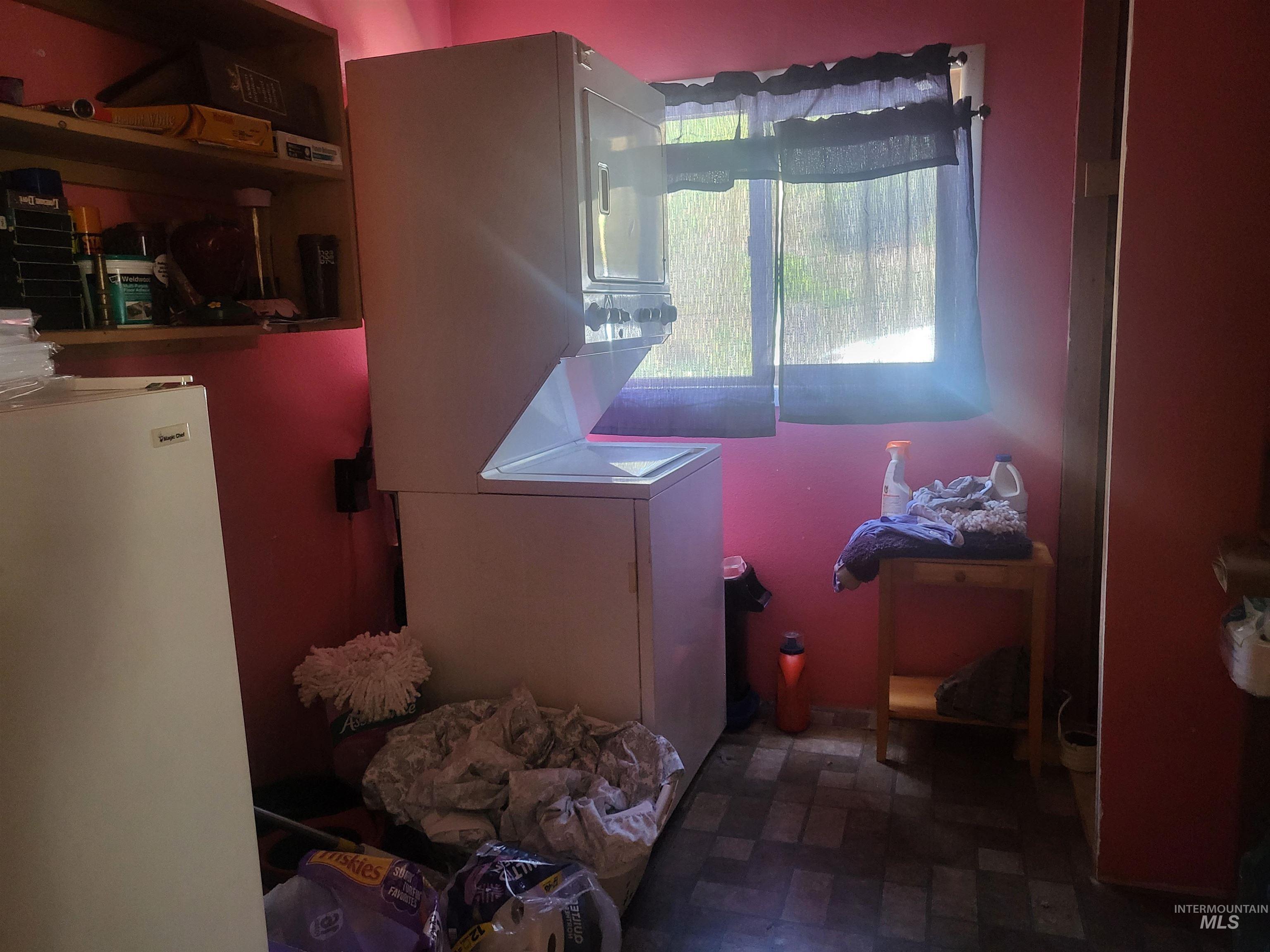 187 Adams Grade, Kamiah, Idaho 83856, 3 Bedrooms, 1 Bathroom, Residential For Sale, Price $315,000, 98944951