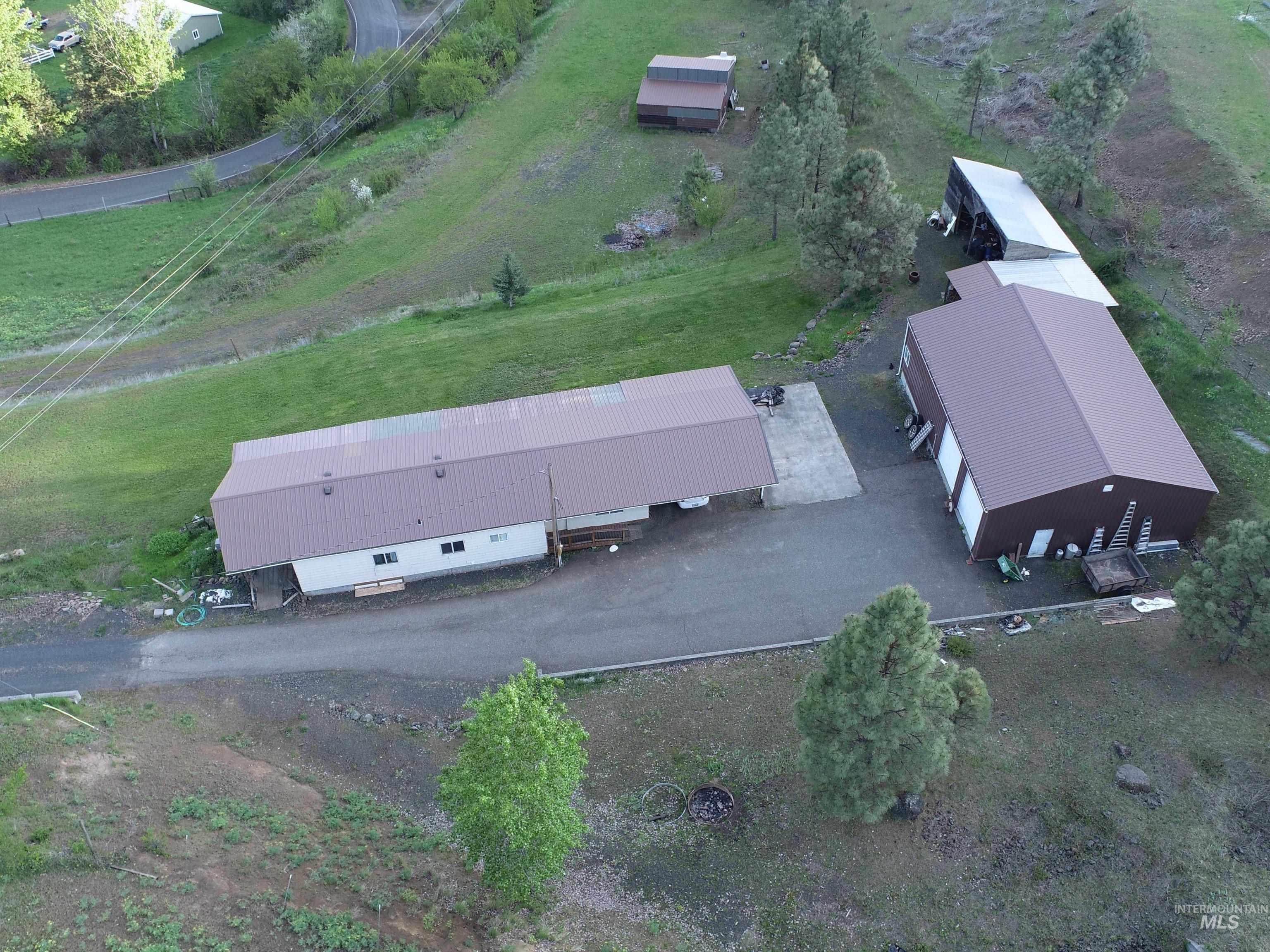 187 Adams Grade, Kamiah, Idaho 83856, 3 Bedrooms, 1 Bathroom, Residential For Sale, Price $315,000, 98944951