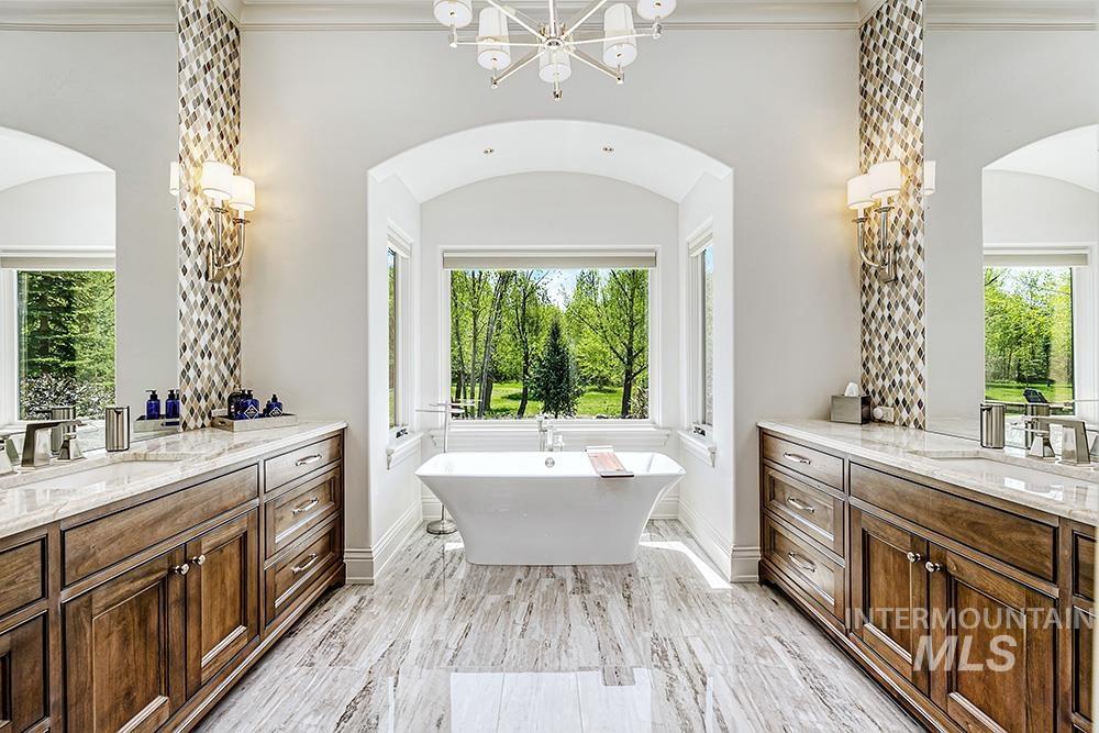 1582 E Rivers End Ct, Eagle, Idaho 83616, 5 Bedrooms, 5 Bathrooms, Residential For Sale, Price $7,775,000, 98944958