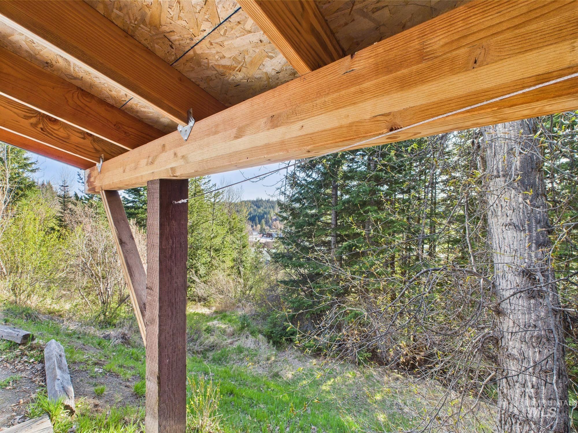 121 court st, Pierce, Idaho 83546, 2 Bedrooms, 1 Bathroom, Residential For Sale, Price $110,000, 98944968