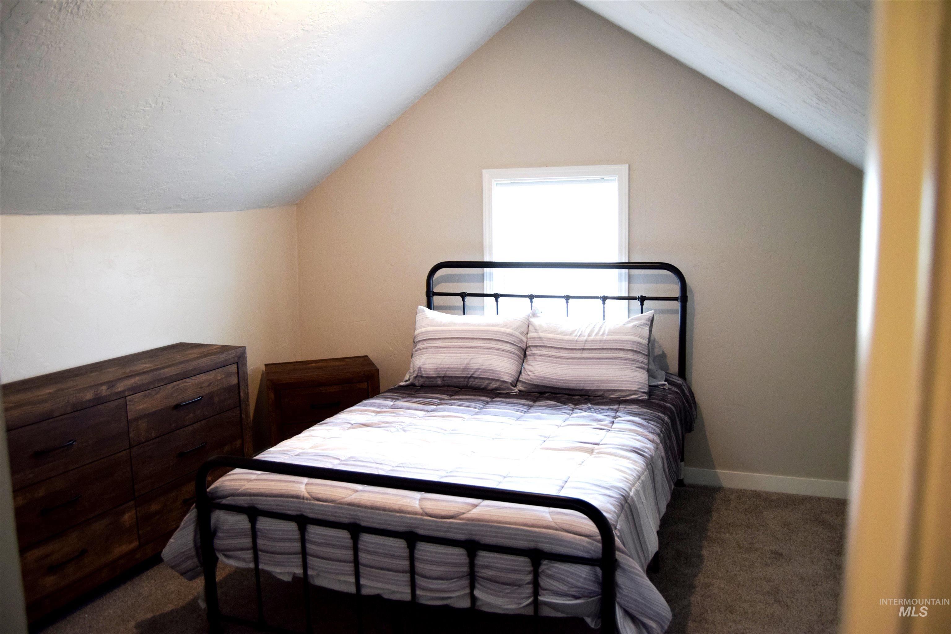 690 Hale Road, Weiser, Idaho 83672, 4 Bedrooms, 1 Bathroom, Residential For Sale, Price $399,500, 98944991