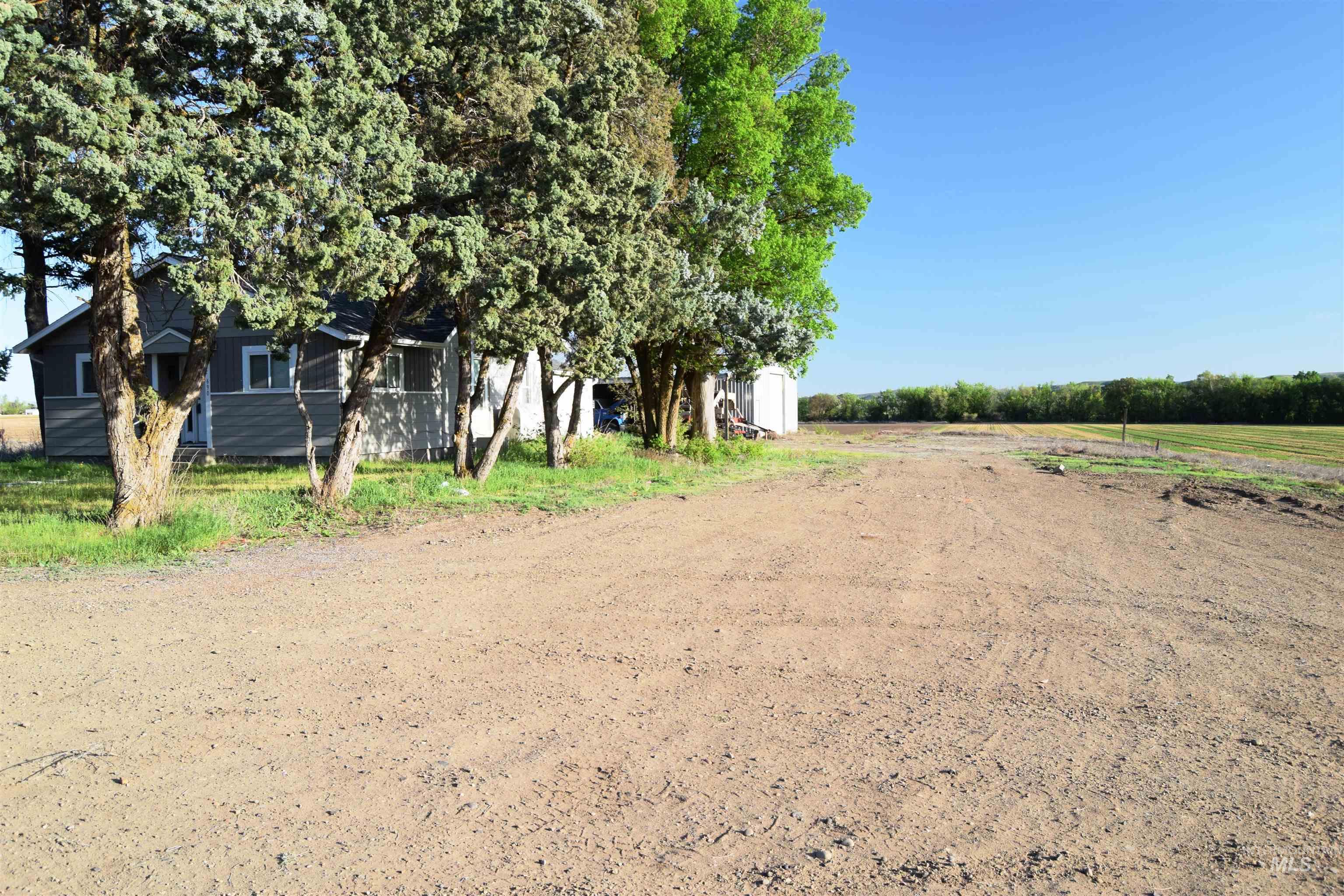 690 Hale Road, Weiser, Idaho 83672, 4 Bedrooms, 1 Bathroom, Residential For Sale, Price $399,500, 98944991