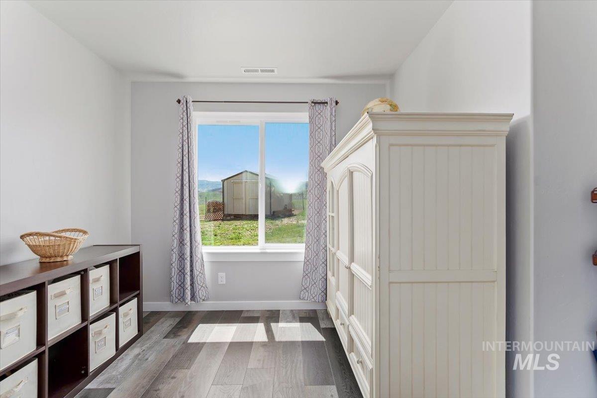 34 Deirdre Dr, Horseshoe Bend, Idaho 83629, 4 Bedrooms, 2.5 Bathrooms, Residential For Sale, Price $1,395,000, 98945012