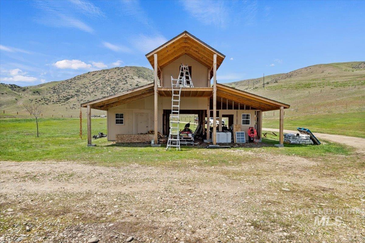 34 Deirdre Dr, Horseshoe Bend, Idaho 83629, 4 Bedrooms, 2.5 Bathrooms, Residential For Sale, Price $1,395,000, 98945012