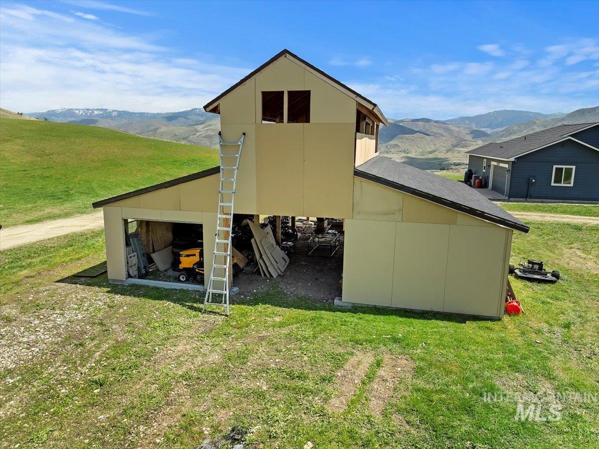 34 Deirdre Dr, Horseshoe Bend, Idaho 83629, 4 Bedrooms, 2.5 Bathrooms, Residential For Sale, Price $1,395,000, 98945012