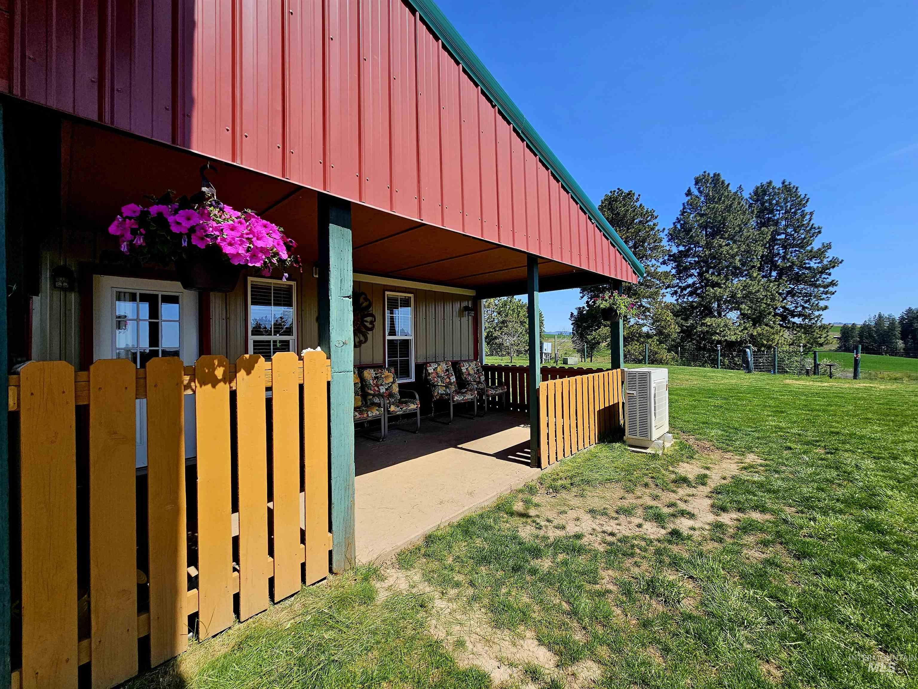 37405 Southwick Rd, Kendrick, Idaho 83537, 3 Bedrooms, 2 Bathrooms, Residential For Sale, Price $544,000, 98945018