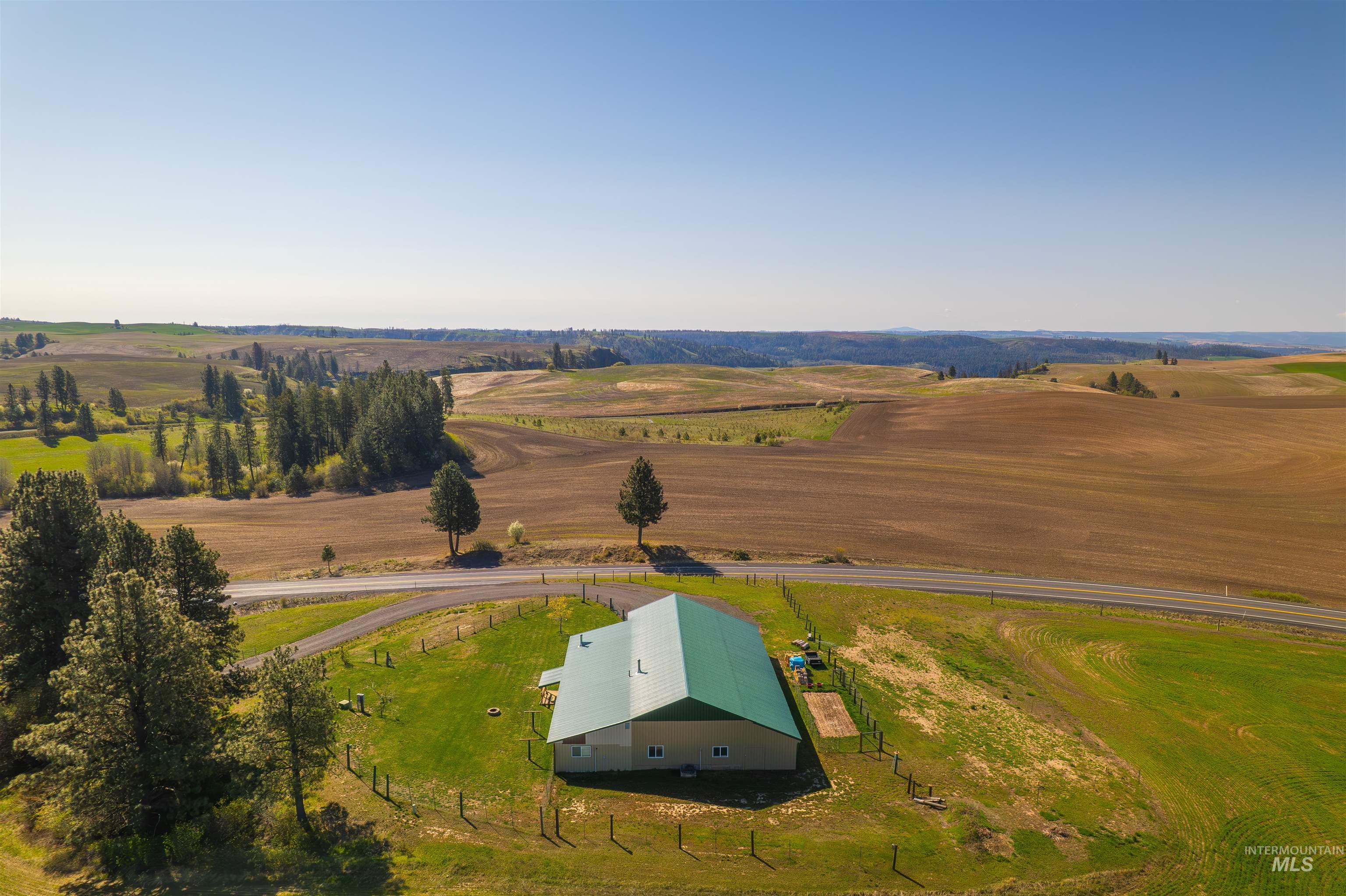 37405 Southwick Rd, Kendrick, Idaho 83537, 3 Bedrooms, 2 Bathrooms, Residential For Sale, Price $544,000, 98945018