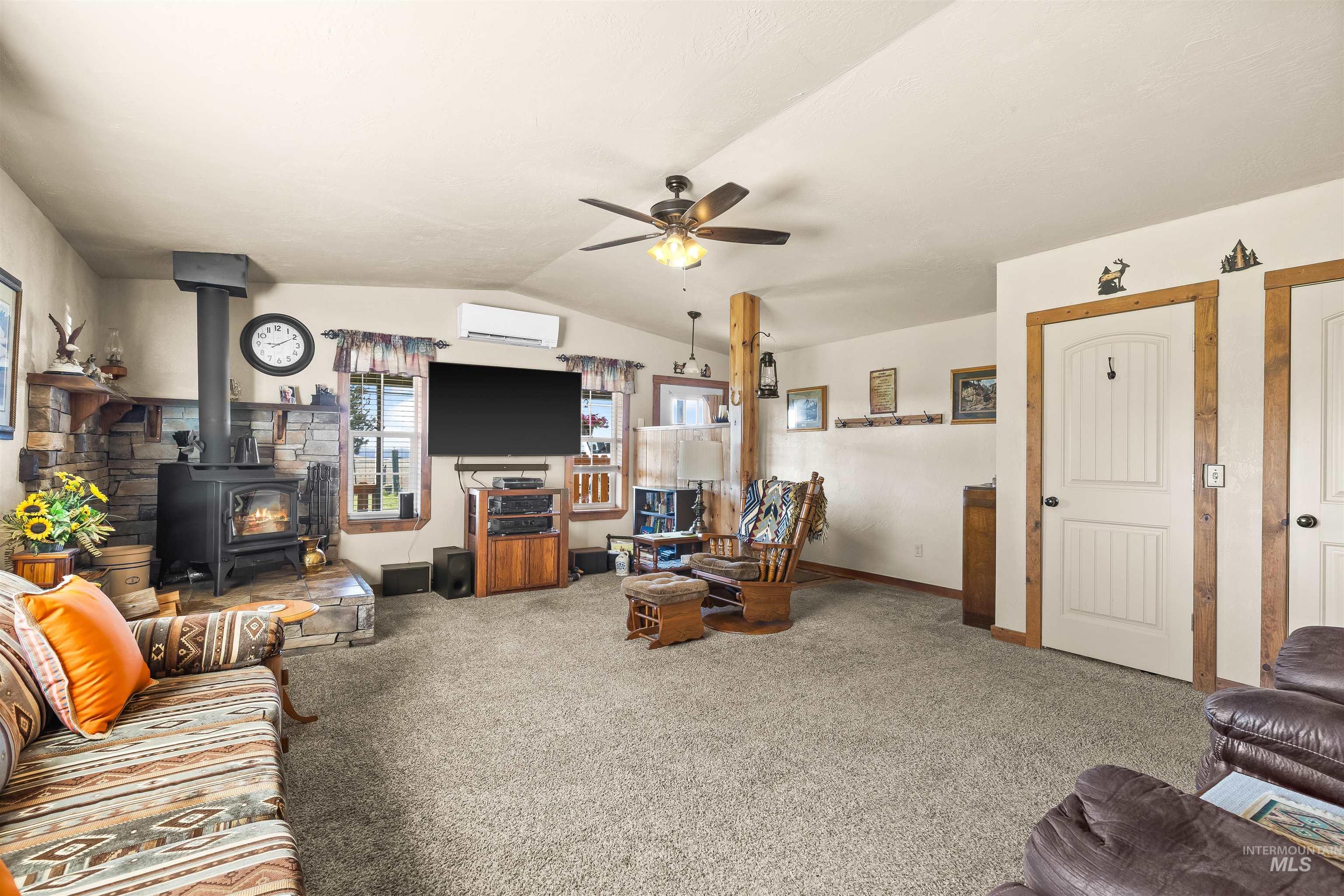 37405 Southwick Rd, Kendrick, Idaho 83537, 3 Bedrooms, 2 Bathrooms, Residential For Sale, Price $544,000, 98945018