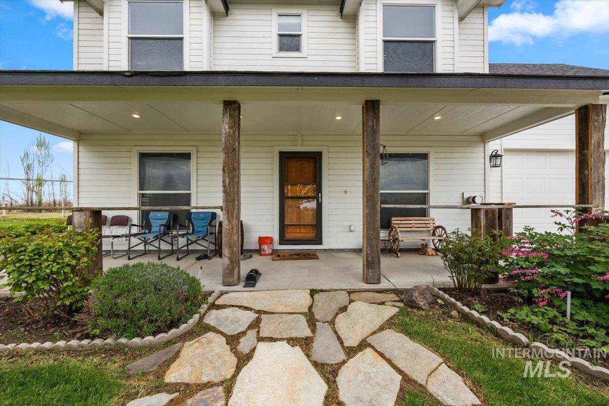 3856 Wood Way, New Plymouth, Idaho 83655, 4 Bedrooms, 2.5 Bathrooms, Residential For Sale, Price $599,000, 98945057