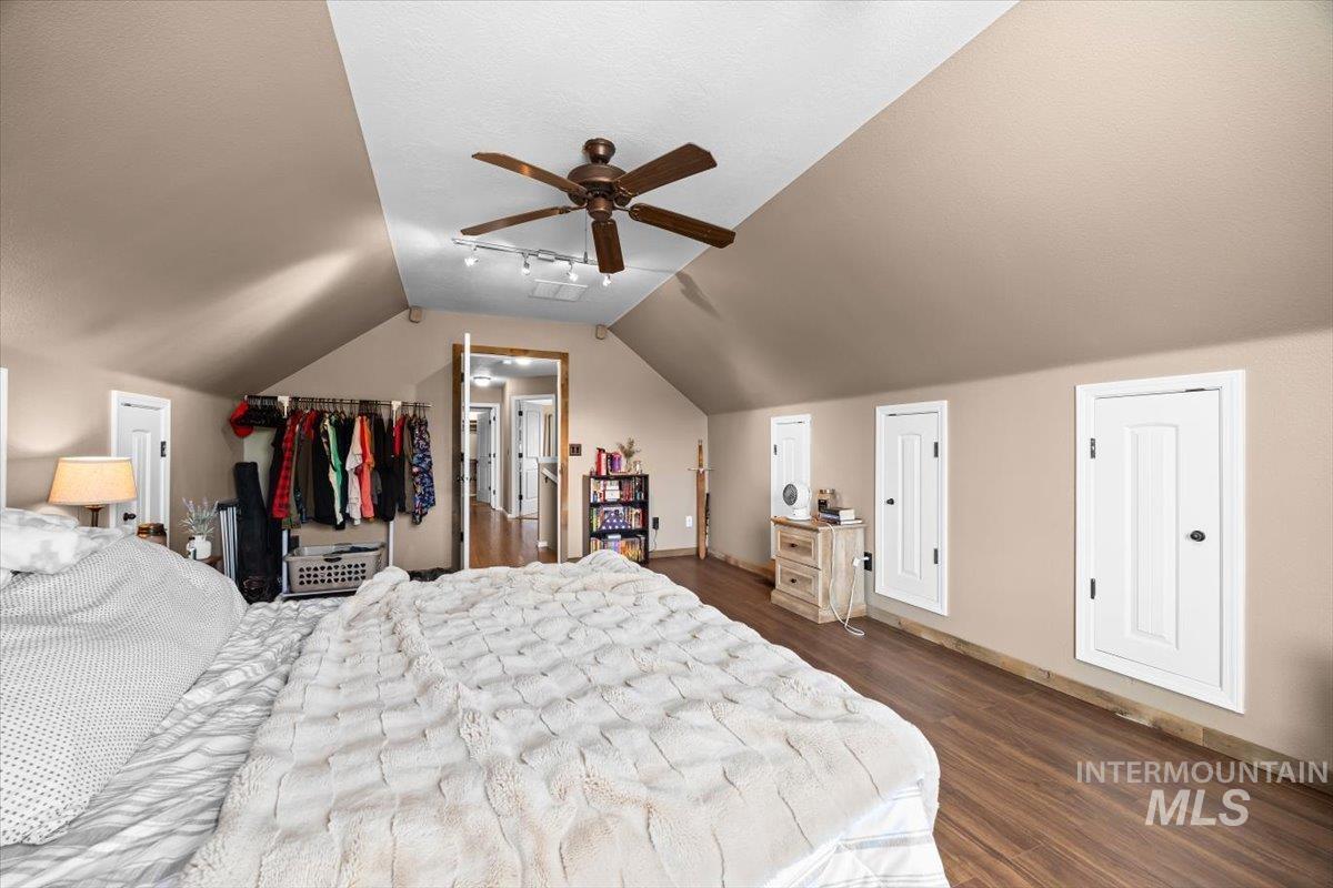3856 Wood Way, New Plymouth, Idaho 83655, 4 Bedrooms, 2.5 Bathrooms, Residential For Sale, Price $599,000, 98945057