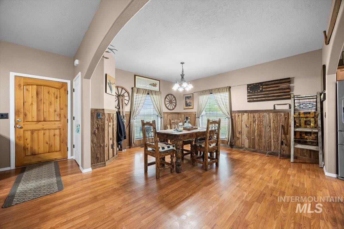 3856 Wood Way, New Plymouth, Idaho 83655, 4 Bedrooms, 2.5 Bathrooms, Residential For Sale, Price $599,000, 98945057
