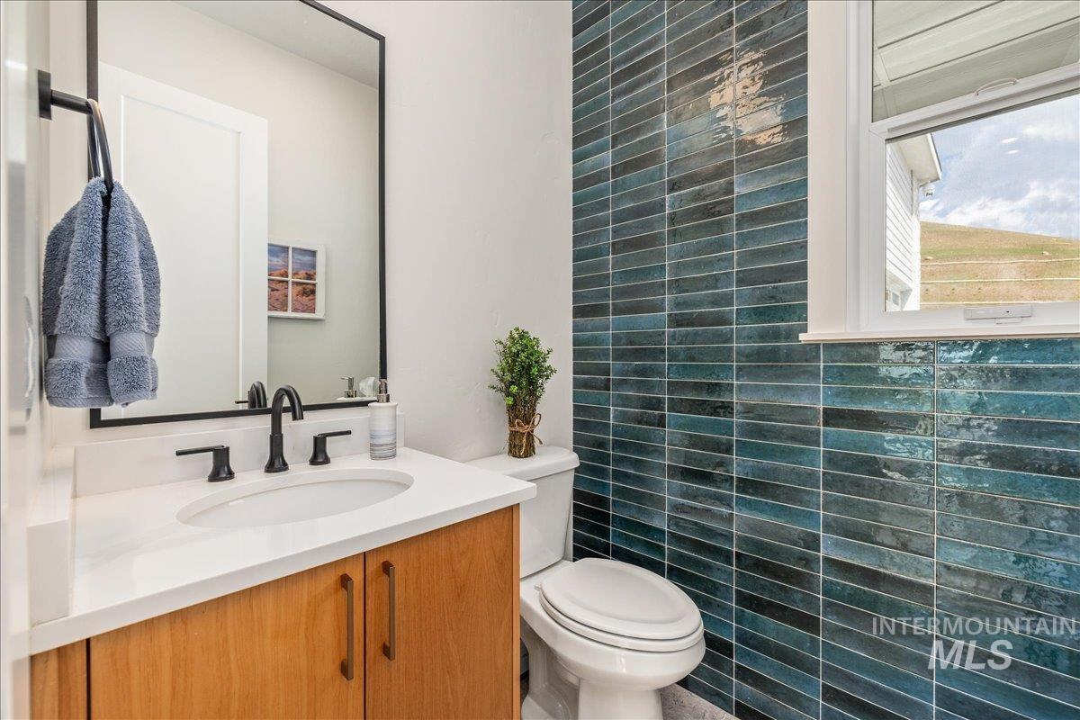 2391 S Trapper Place, Boise, Idaho 83716, 3 Bedrooms, 2.5 Bathrooms, Residential For Sale, Price $1,650,000, 98945062