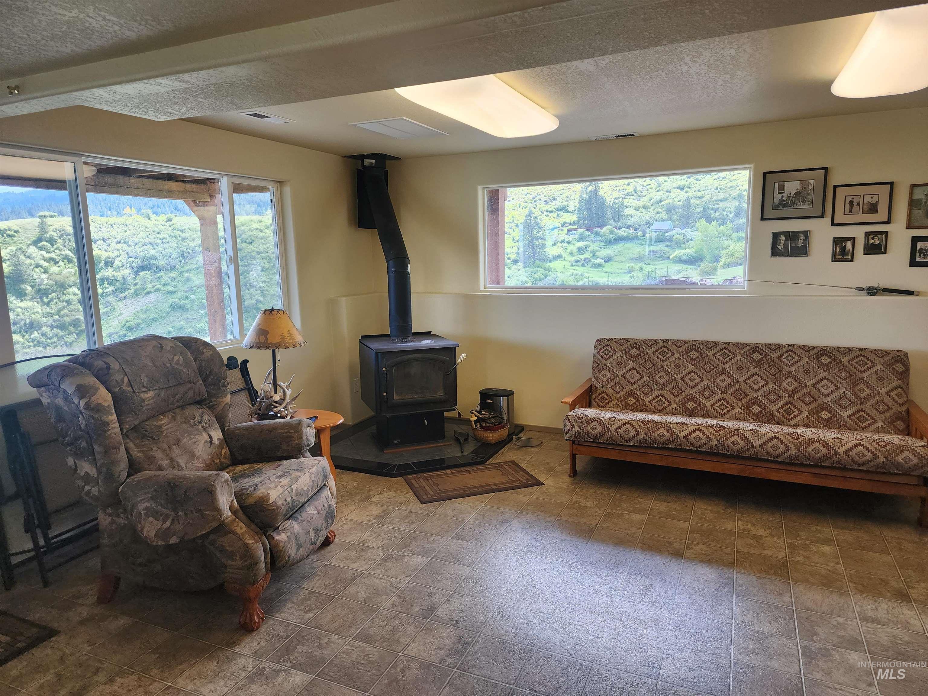 1073 Doumecq Road, White Bird, Idaho 83554, 3 Bedrooms, 2.5 Bathrooms, Residential For Sale, Price $675,000, 98945157