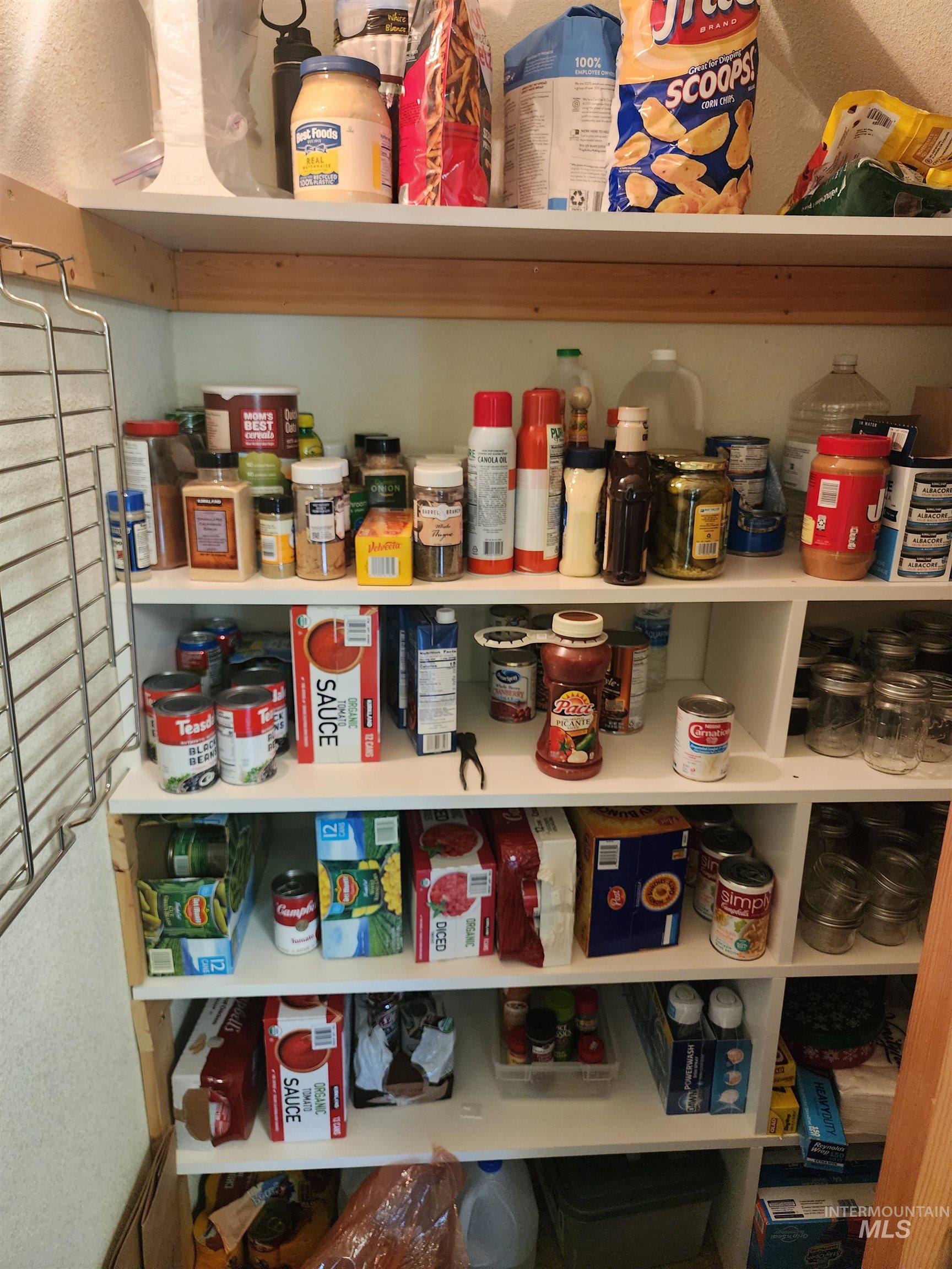 1073 Doumecq Road, White Bird, Idaho 83554, 3 Bedrooms, 2.5 Bathrooms, Residential For Sale, Price $675,000, 98945157