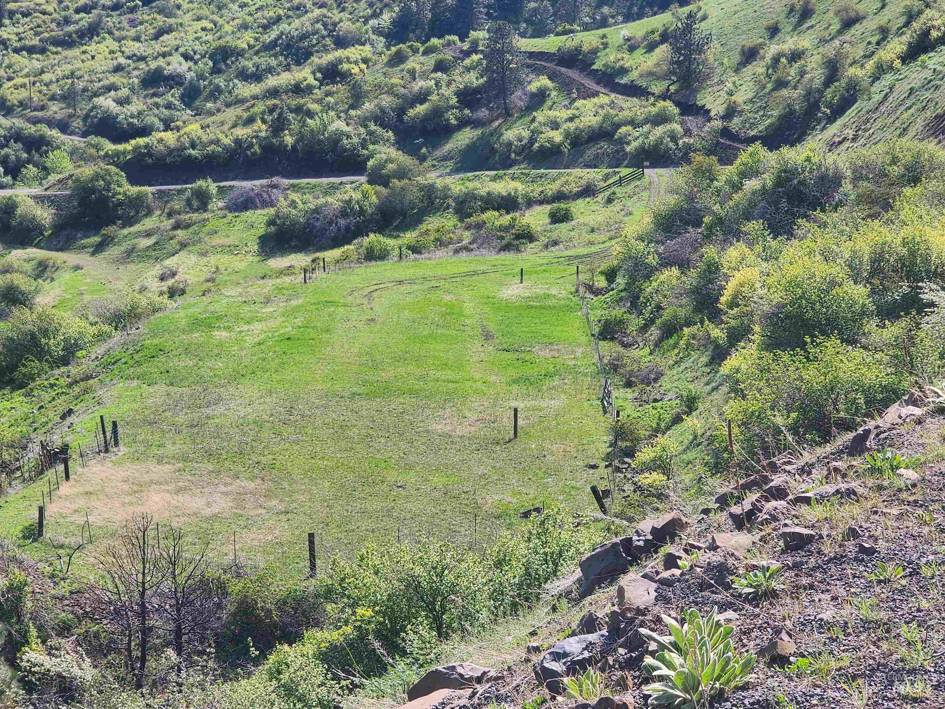 1073 Doumecq Road, White Bird, Idaho 83554, 3 Bedrooms, 2.5 Bathrooms, Residential For Sale, Price $675,000, 98945157