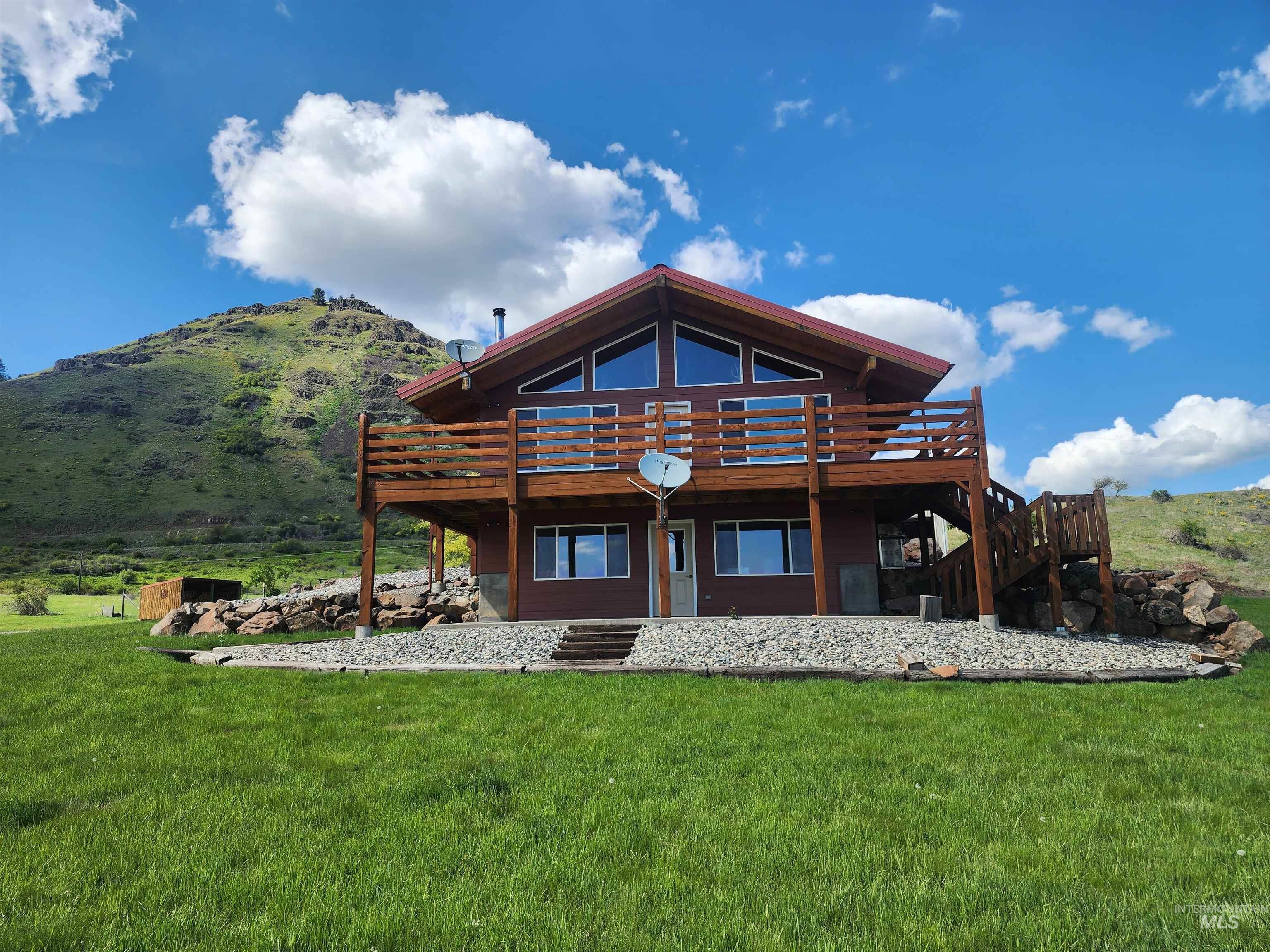 1073 Doumecq Road, White Bird, Idaho 83554, 3 Bedrooms, 2.5 Bathrooms, Residential For Sale, Price $675,000, 98945157