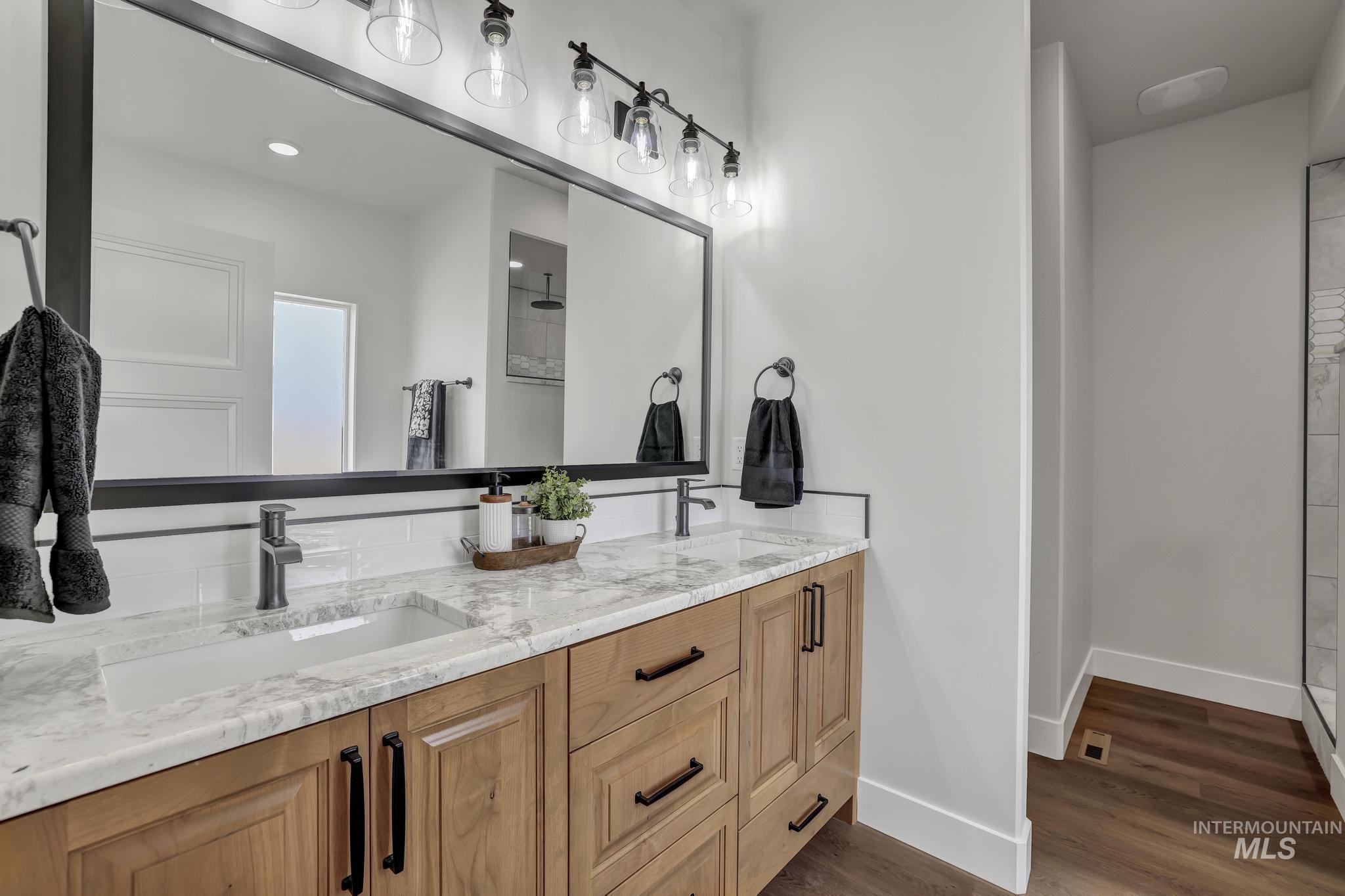 3675 E 3711 N, Kimberly, Idaho 83341, 4 Bedrooms, 3 Bathrooms, Residential For Sale, Price $689,000, 98945203