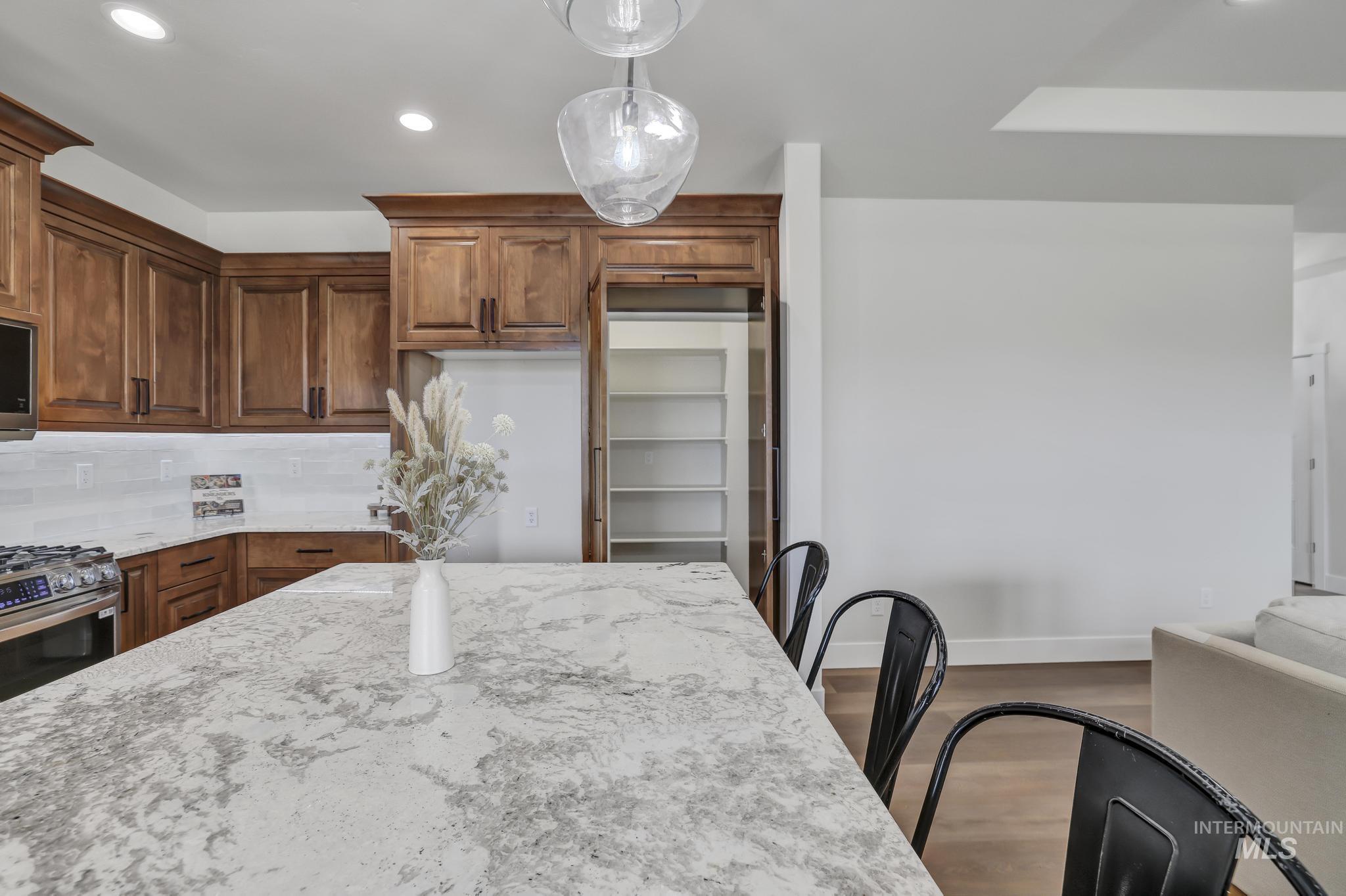 3675 E 3711 N, Kimberly, Idaho 83341, 4 Bedrooms, 3 Bathrooms, Residential For Sale, Price $689,000, 98945203