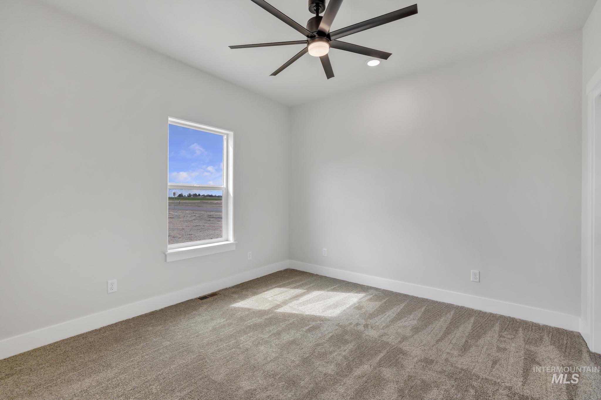 3675 E 3711 N, Kimberly, Idaho 83341, 4 Bedrooms, 3 Bathrooms, Residential For Sale, Price $689,000, 98945203