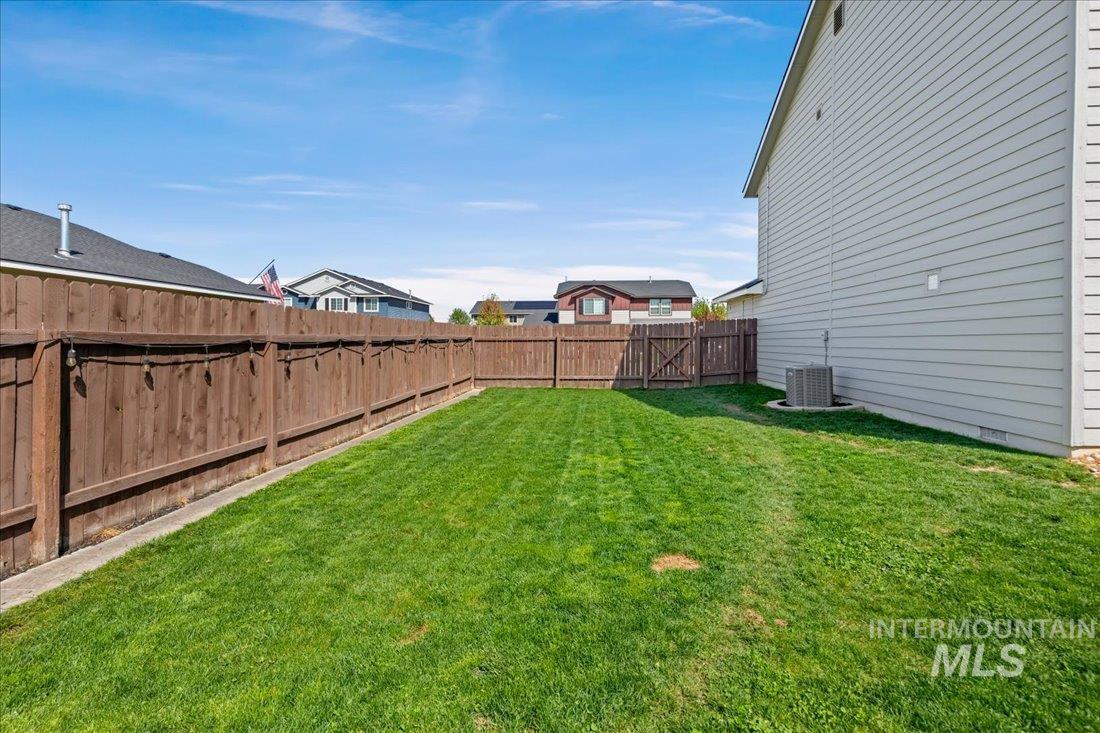 915 ione ave, Middleton, Idaho 83644, 4 Bedrooms, 2.5 Bathrooms, Residential For Sale, Price $439,000, 98945223