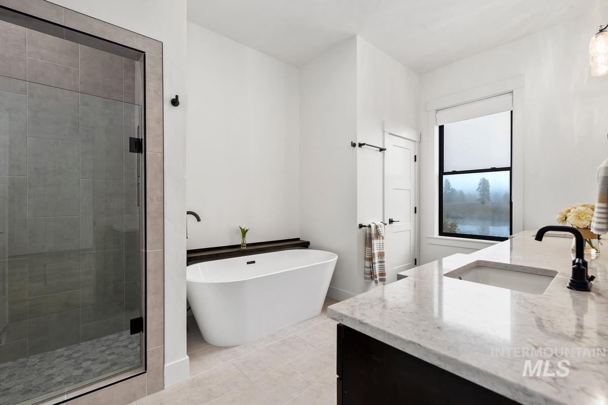 42 Singing Springs Way, Garden Valley, Idaho 83622, 3 Bedrooms, 3 Bathrooms, Residential For Sale, Price $1,048,000, 98945229