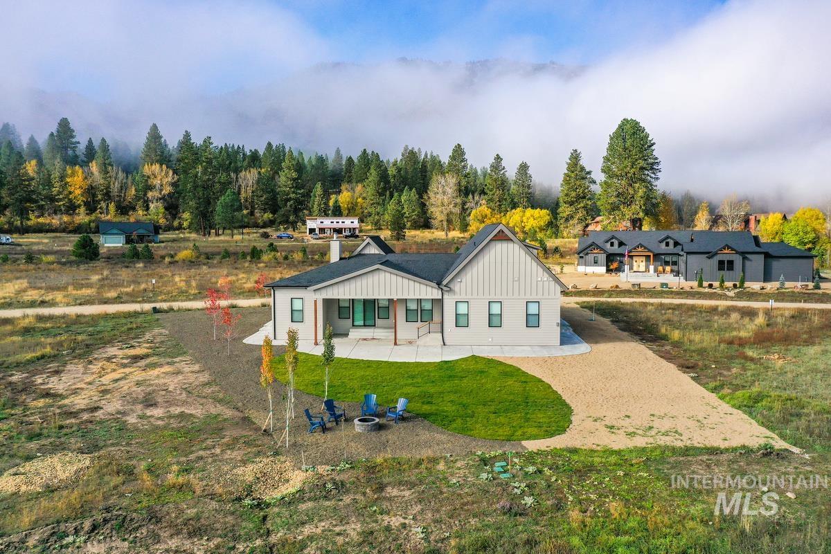 42 Singing Springs Way, Garden Valley, Idaho 83622, 3 Bedrooms, 3 Bathrooms, Residential For Sale, Price $1,048,000, 98945229