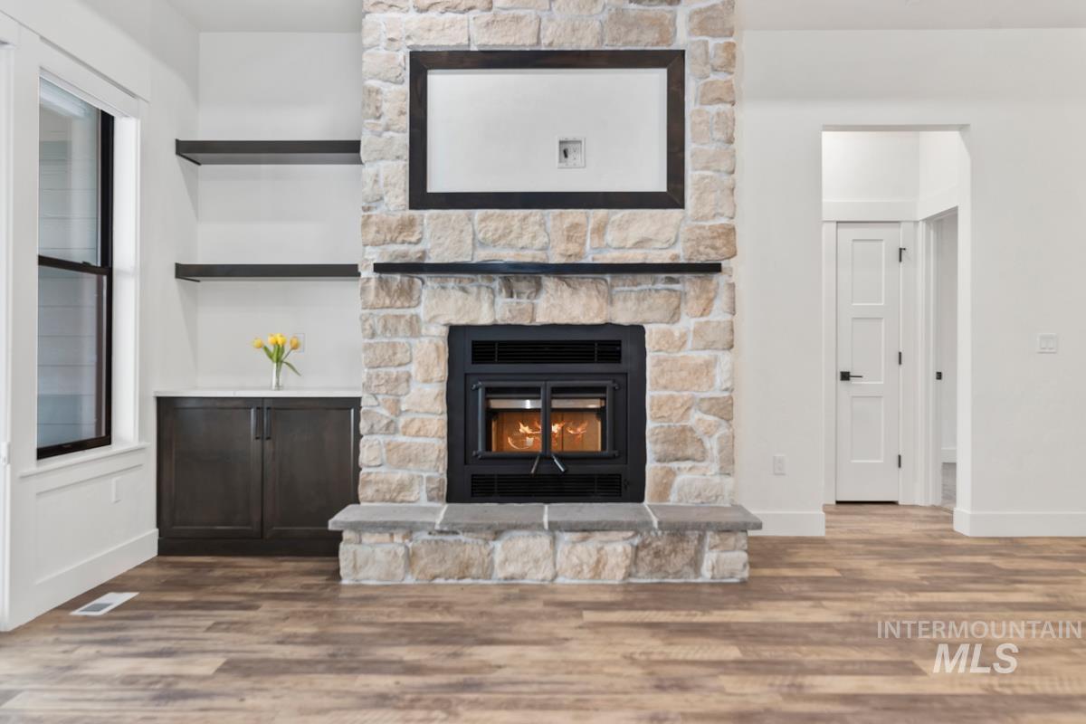 42 Singing Springs Way, Garden Valley, Idaho 83622, 3 Bedrooms, 3 Bathrooms, Residential For Sale, Price $1,048,000, 98945229