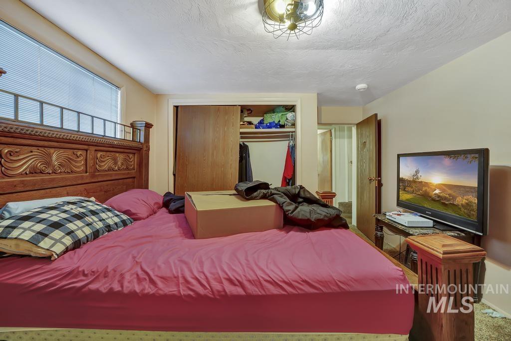 111 2nd St, Rupert, Idaho 83350, 1 Bedroom, 1 Bathroom, Residential Income For Sale, Price $279,000, 98945246