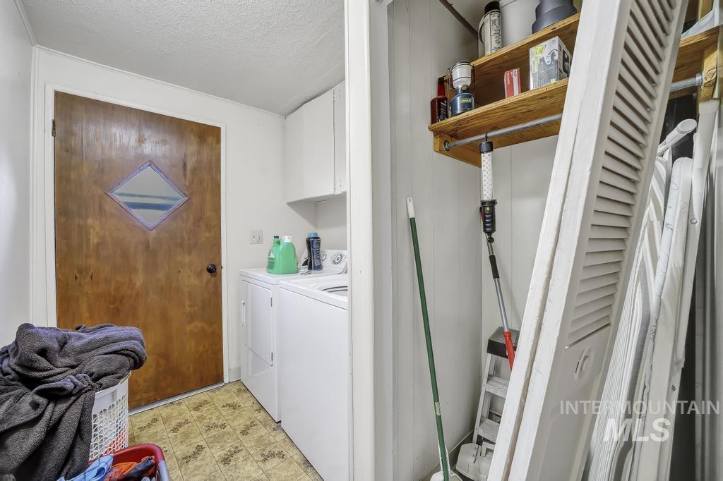 111 2nd St, Rupert, Idaho 83350, 1 Bedroom, 1 Bathroom, Residential Income For Sale, Price $279,000, 98945246