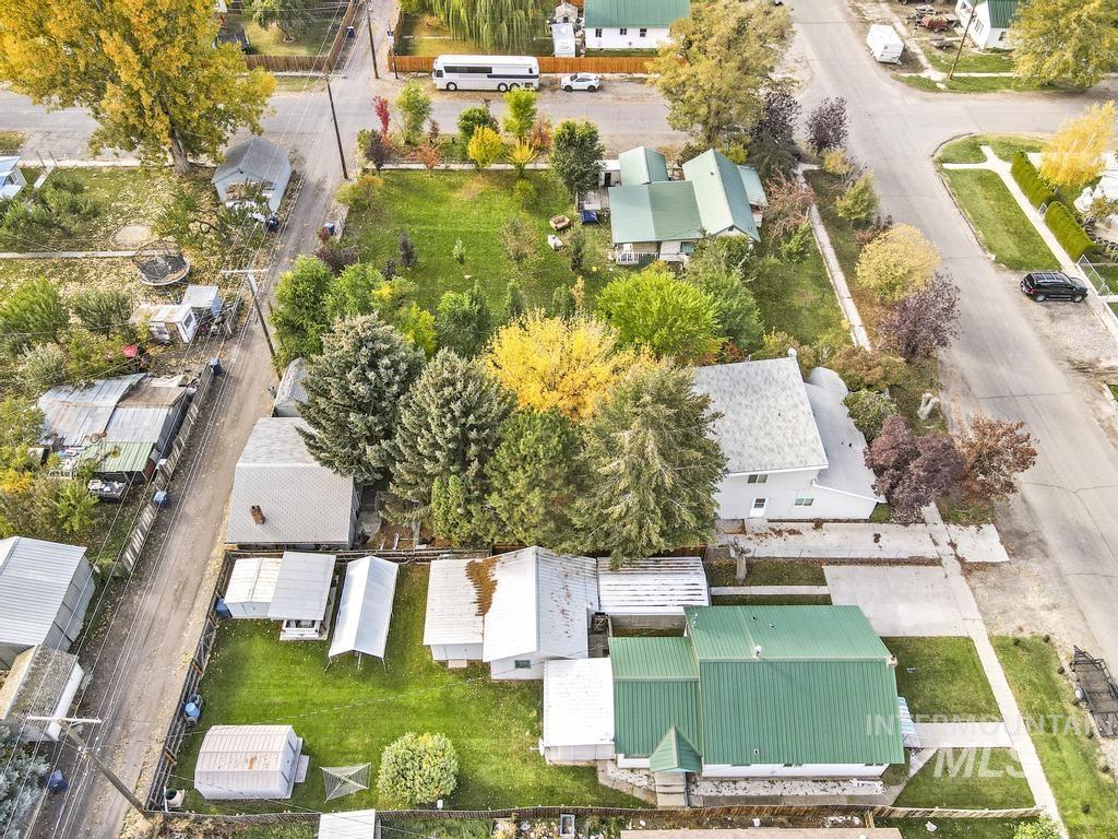 111 2nd St, Rupert, Idaho 83350, 1 Bedroom, 1 Bathroom, Residential Income For Sale, Price $279,000, 98945246