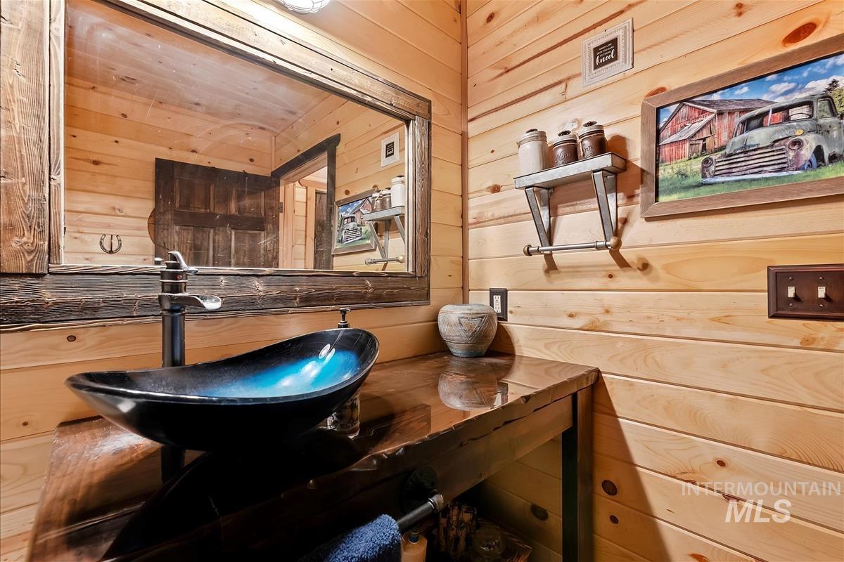 1684 stirrup way, Council, Idaho 83612, 4 Bedrooms, 3 Bathrooms, Residential For Sale, Price $1,759,000, 98945280