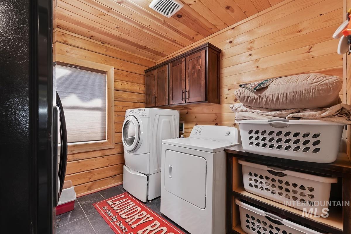 1684 stirrup way, Council, Idaho 83612, 4 Bedrooms, 3 Bathrooms, Residential For Sale, Price $1,759,000, 98945280