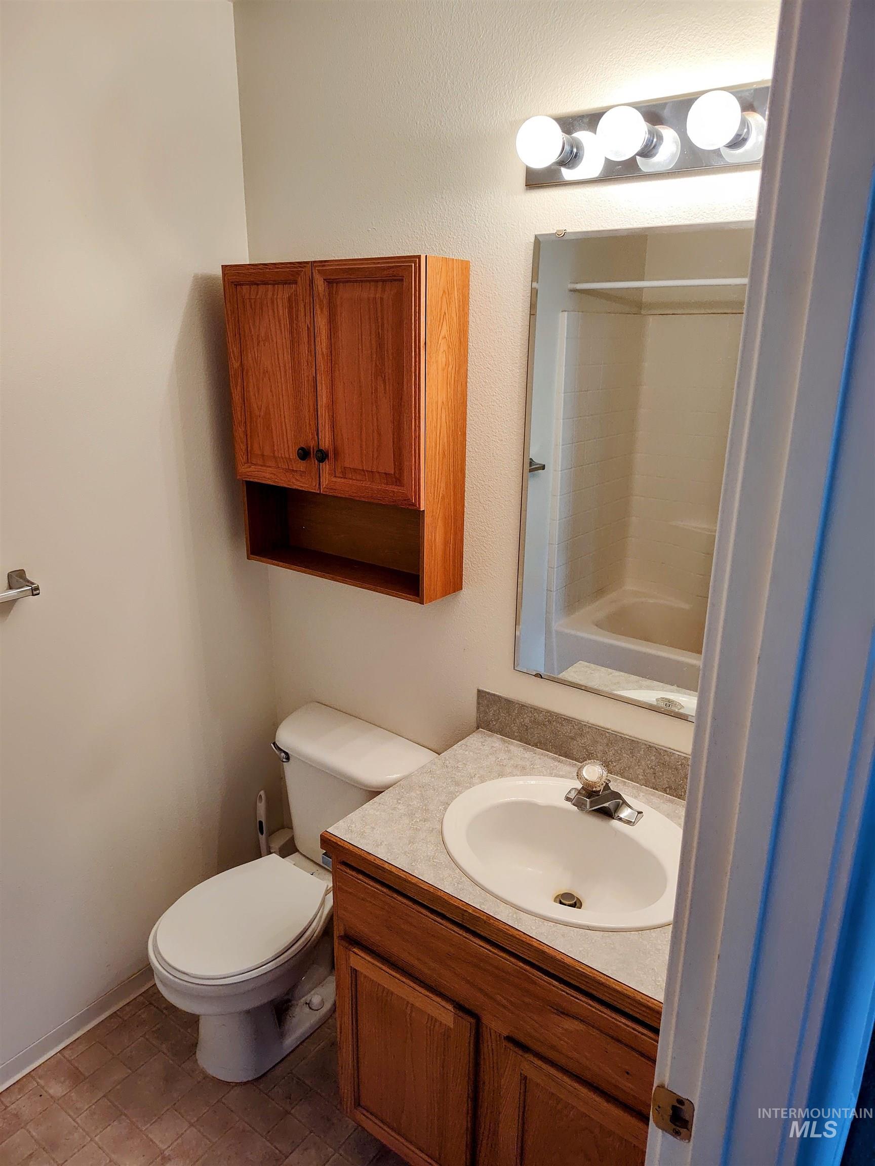 571-579 W Idaho Ave, Meridian, Idaho 83642, 2 Bedrooms, 2 Bathrooms, Residential Income For Rent, Price $990,000, 98945433