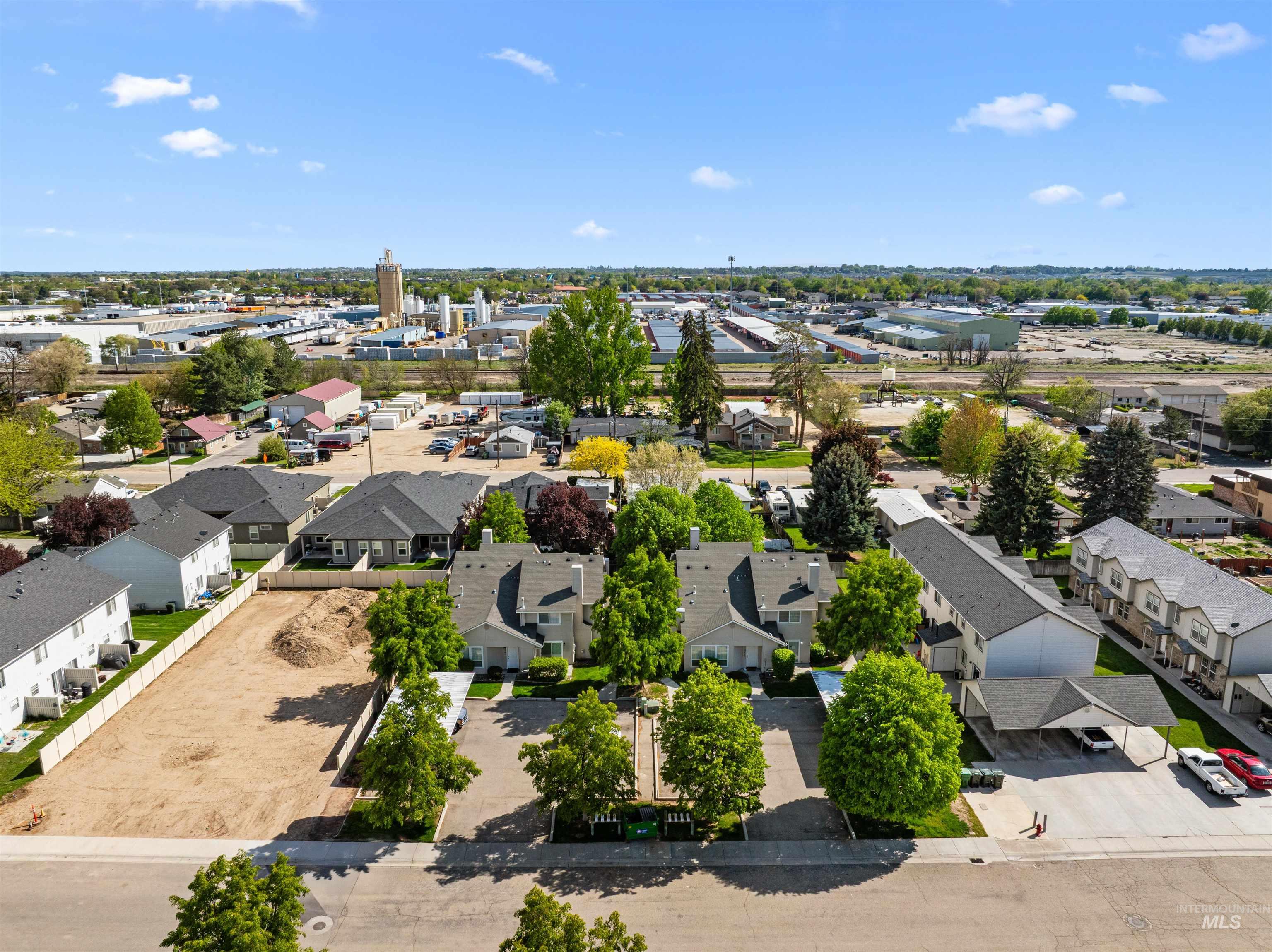 571-579 W Idaho Ave, Meridian, Idaho 83642, 2 Bedrooms, 2 Bathrooms, Residential Income For Rent, Price $990,000, 98945433