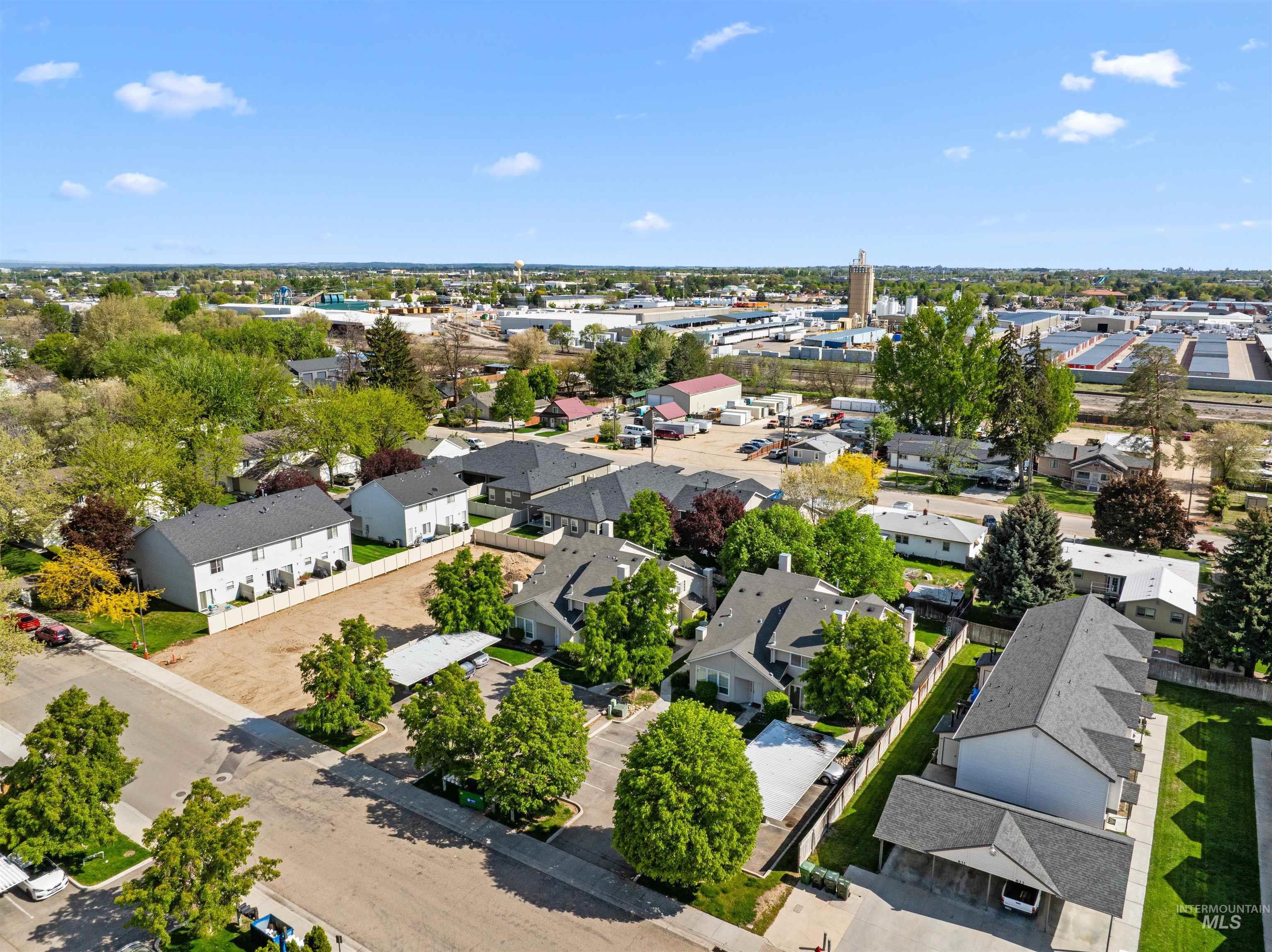571-579 W Idaho Ave, Meridian, Idaho 83642, 2 Bedrooms, 2 Bathrooms, Residential Income For Rent, Price $990,000, 98945433