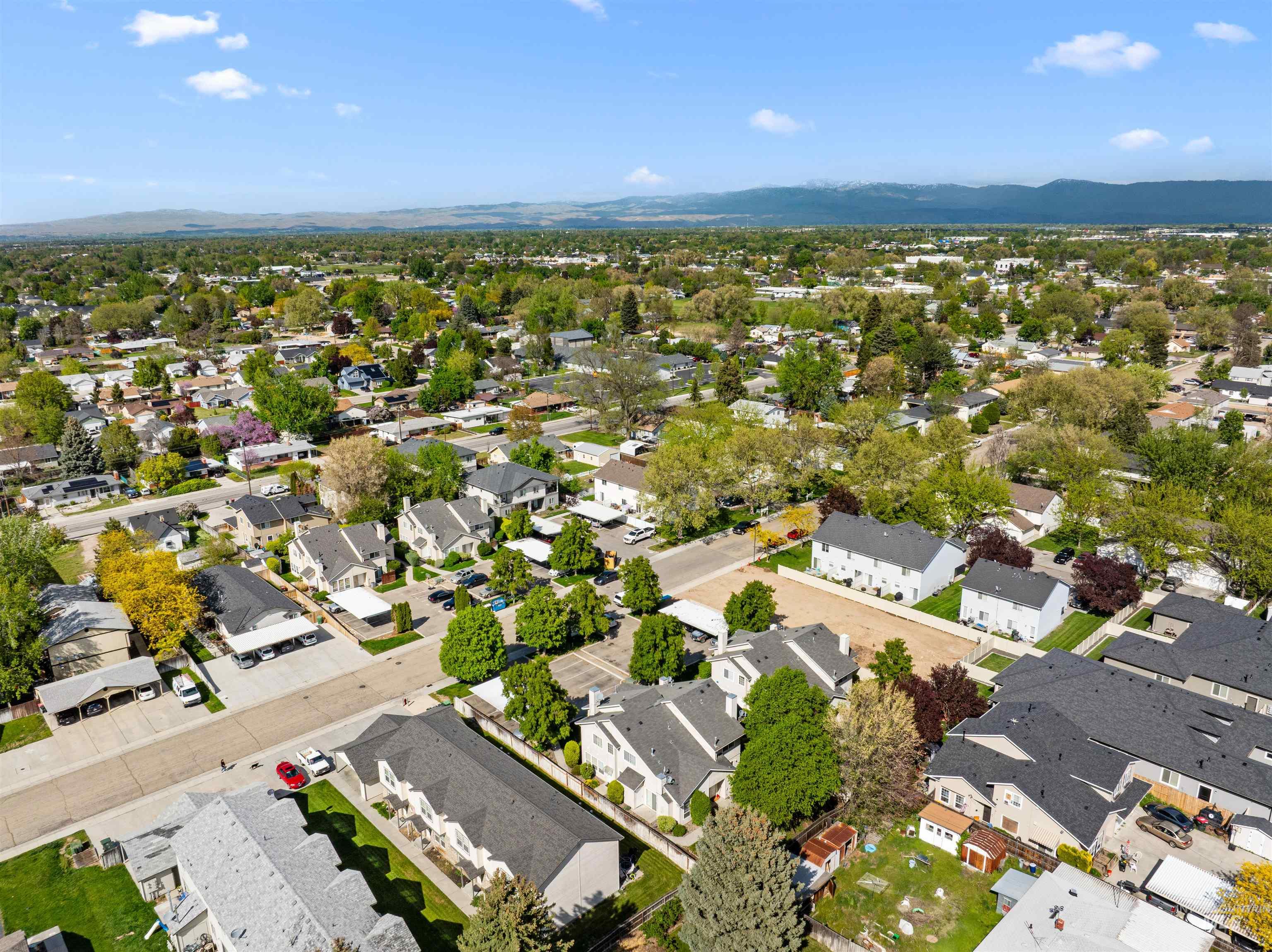 571-579 W Idaho Ave, Meridian, Idaho 83642, 2 Bedrooms, 2 Bathrooms, Residential Income For Rent, Price $990,000, 98945433