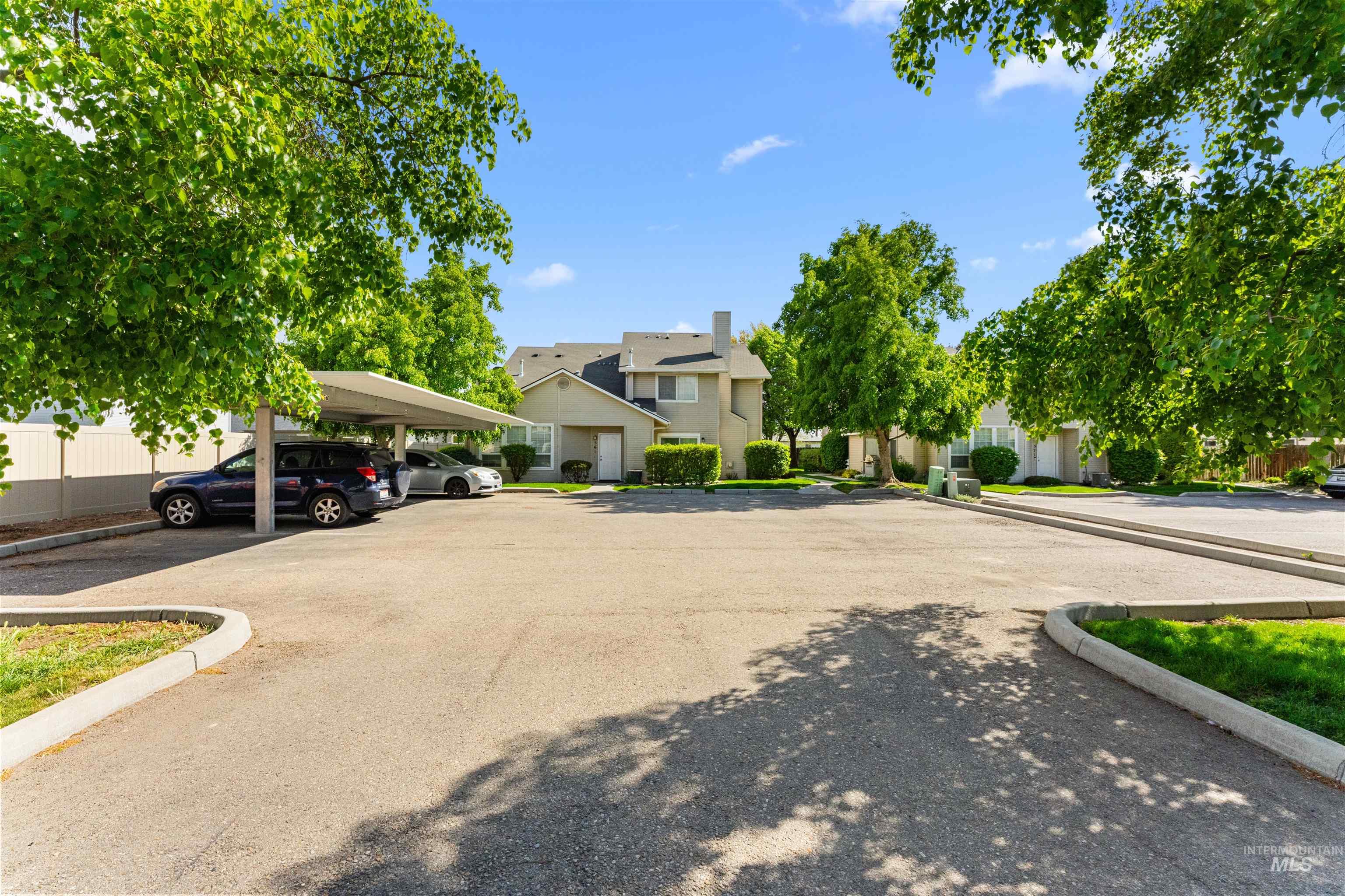 571-579 W Idaho Ave, Meridian, Idaho 83642, 2 Bedrooms, 2 Bathrooms, Residential Income For Rent, Price $990,000, 98945433