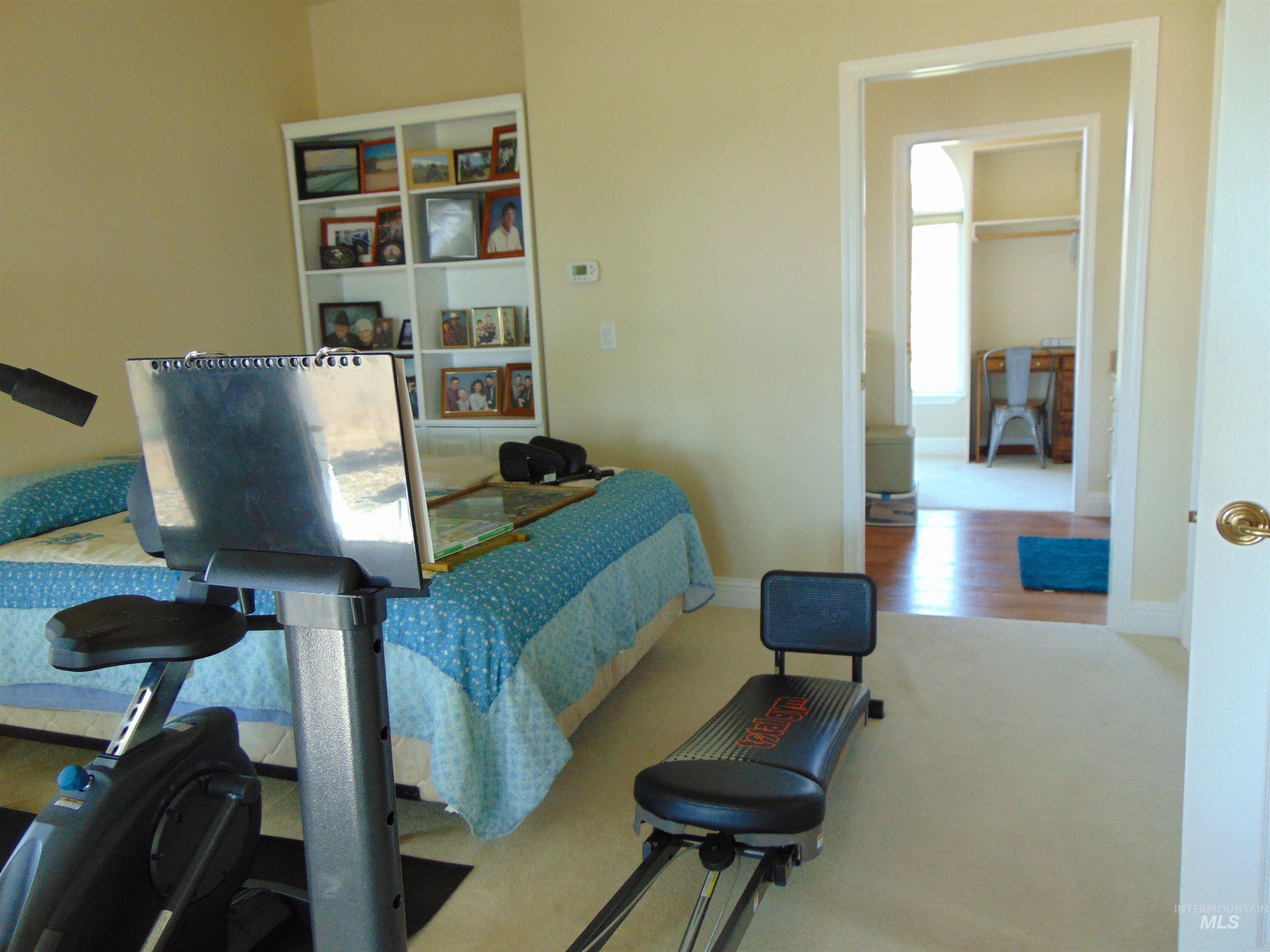 927 Haul Rd., Vale, Oregon 97918, 3 Bedrooms, 3 Bathrooms, Residential For Sale, Price $699,000, 98945540