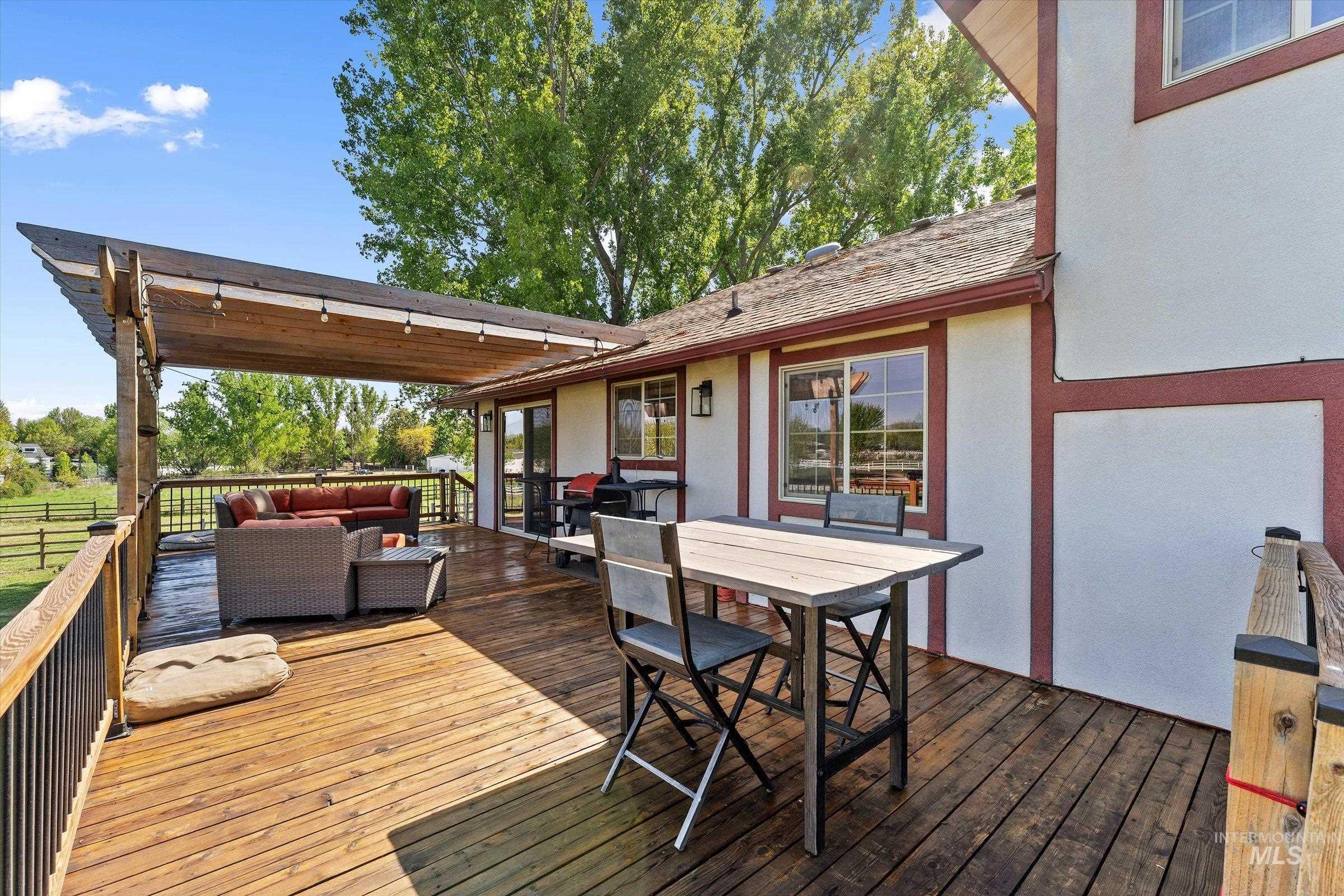 1440 N Meridian Rd., Eagle, Idaho 83616, 5 Bedrooms, 4 Bathrooms, Residential For Sale, Price $1,499,777, 98945558