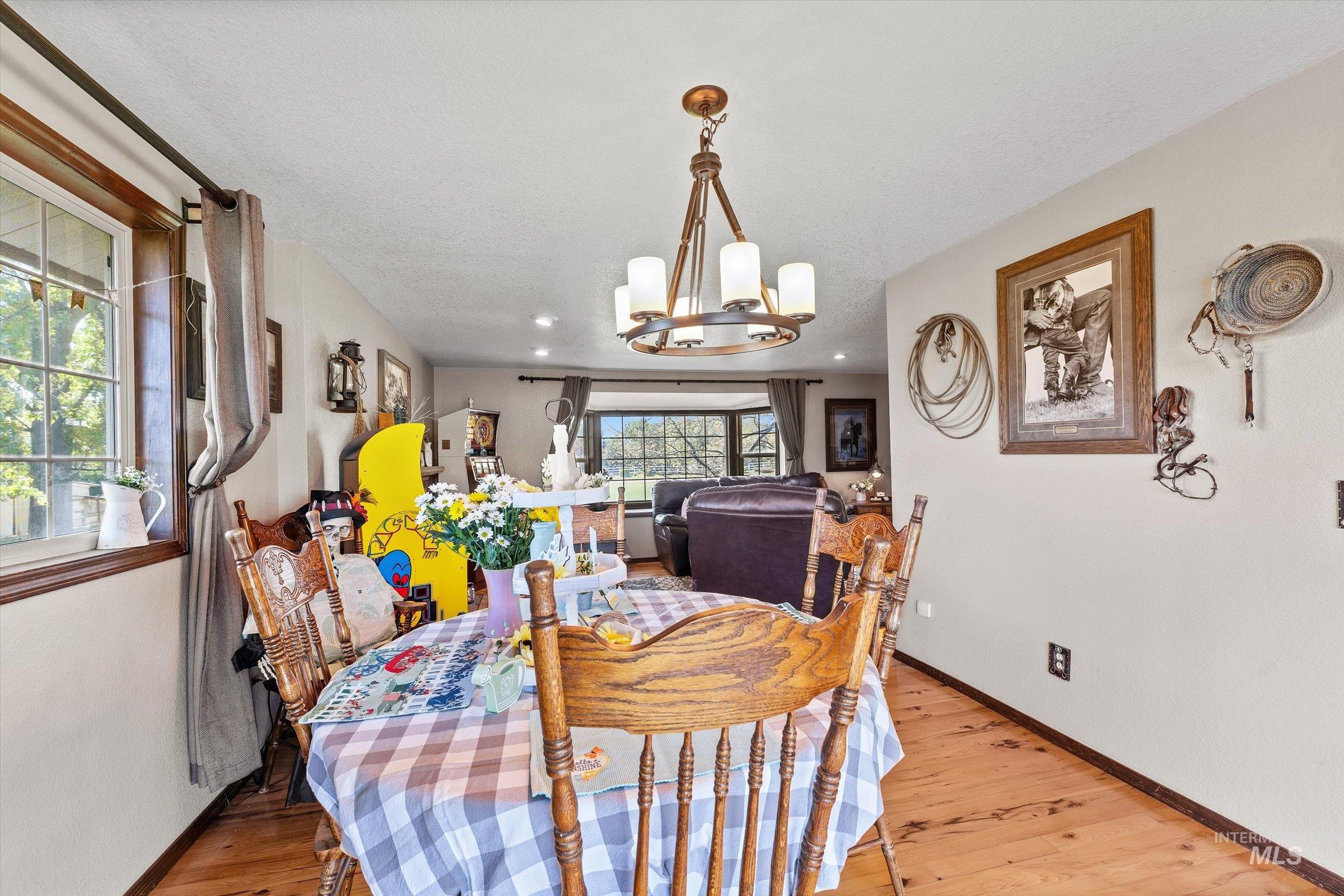 1440 N Meridian Rd., Eagle, Idaho 83616, 5 Bedrooms, 4 Bathrooms, Residential For Sale, Price $1,499,777, 98945558