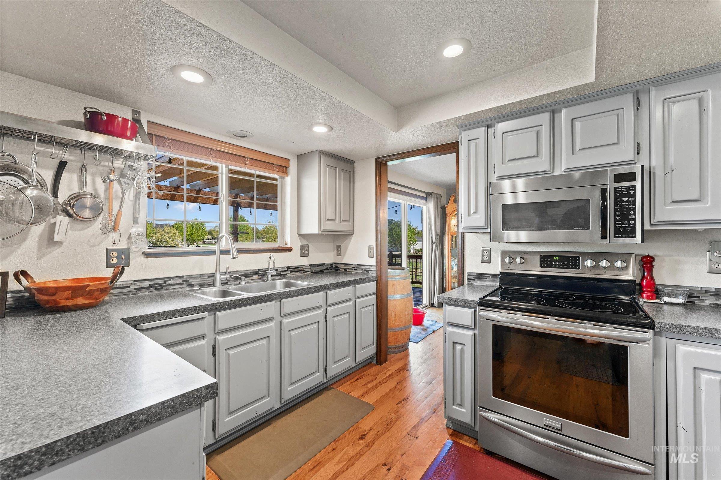 1440 N Meridian Rd., Eagle, Idaho 83616, 5 Bedrooms, 4 Bathrooms, Residential For Sale, Price $1,499,777, 98945558