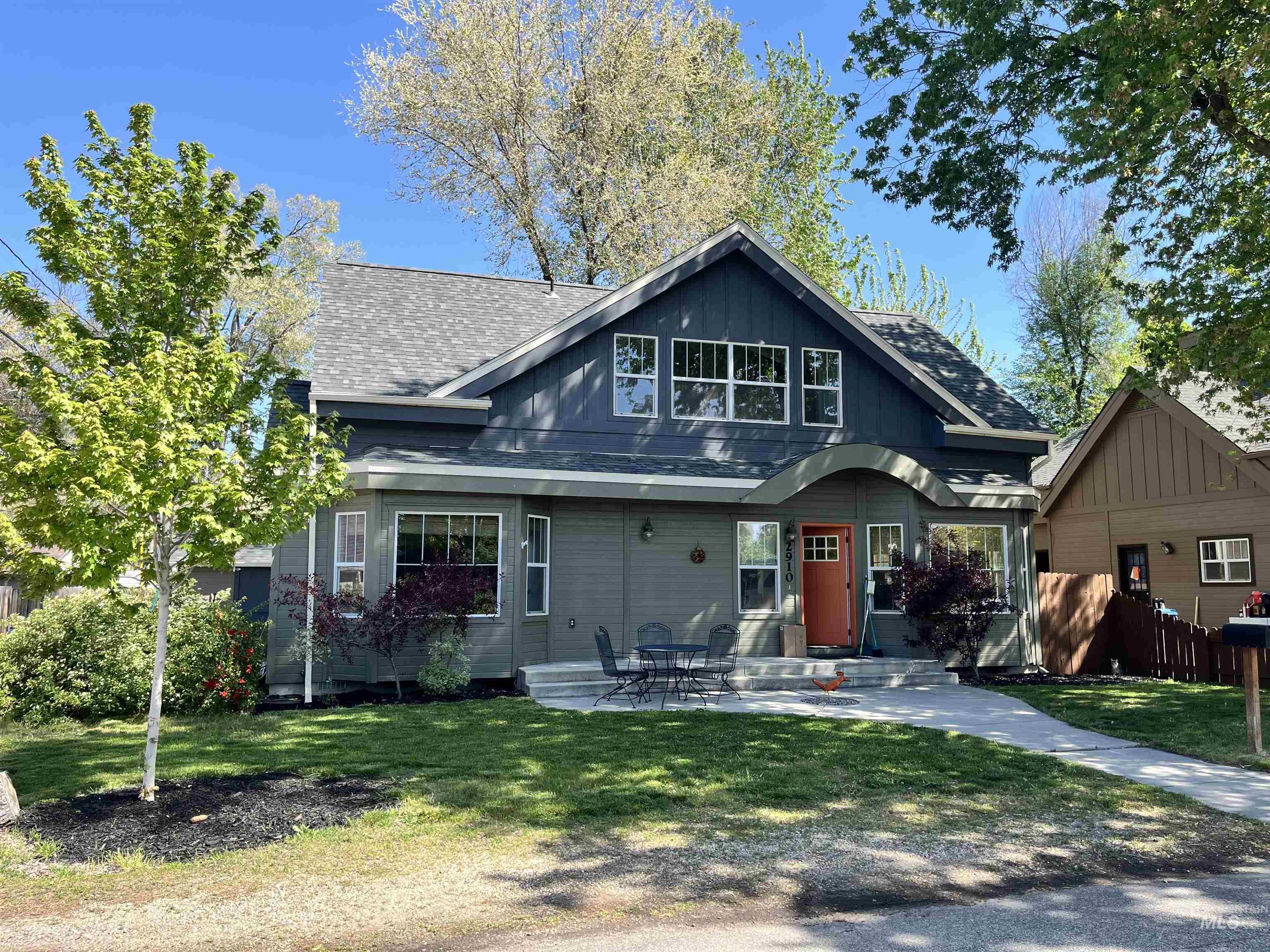 2910 W Hazel St., Boise, Idaho 83702, 3 Bedrooms, 2 Bathrooms, Residential For Sale, Price $546,000, 98945569