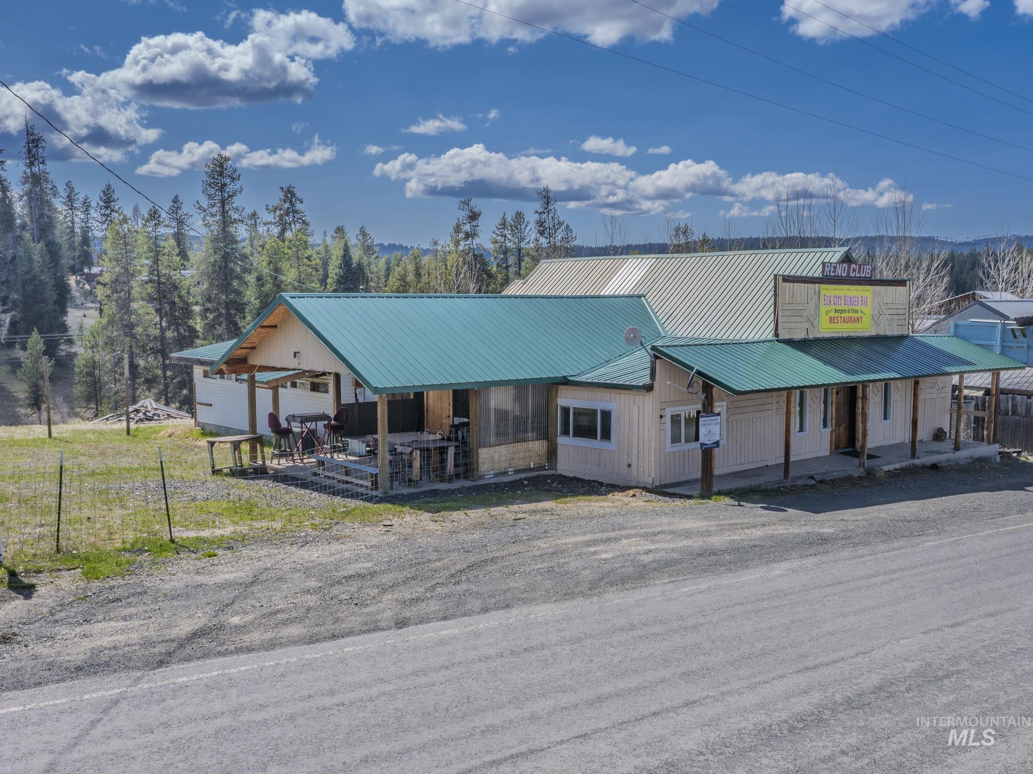308 Main Street, Elk City, Idaho 83525, 1 Bedroom, 2 Bathrooms, Residential For Sale, Price $219,000, 98945572