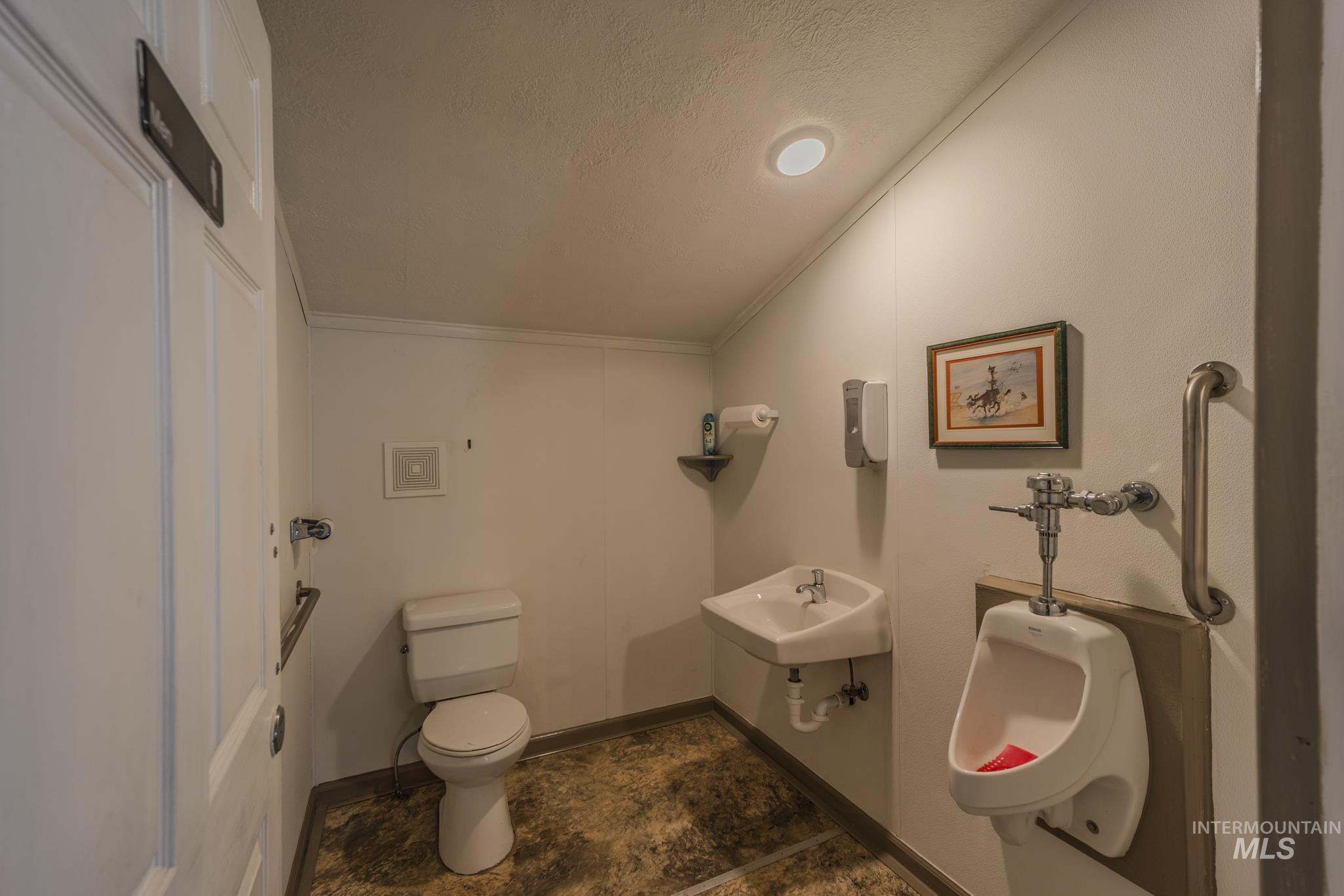308 Main Street, Elk City, Idaho 83525, 1 Bedroom, 2 Bathrooms, Residential For Sale, Price $219,000, 98945572