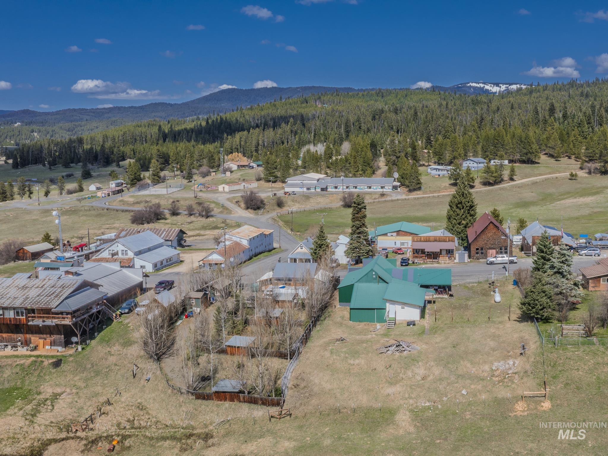 308 Main Street, Elk City, Idaho 83525, 1 Bedroom, 2 Bathrooms, Residential For Sale, Price $219,000, 98945572