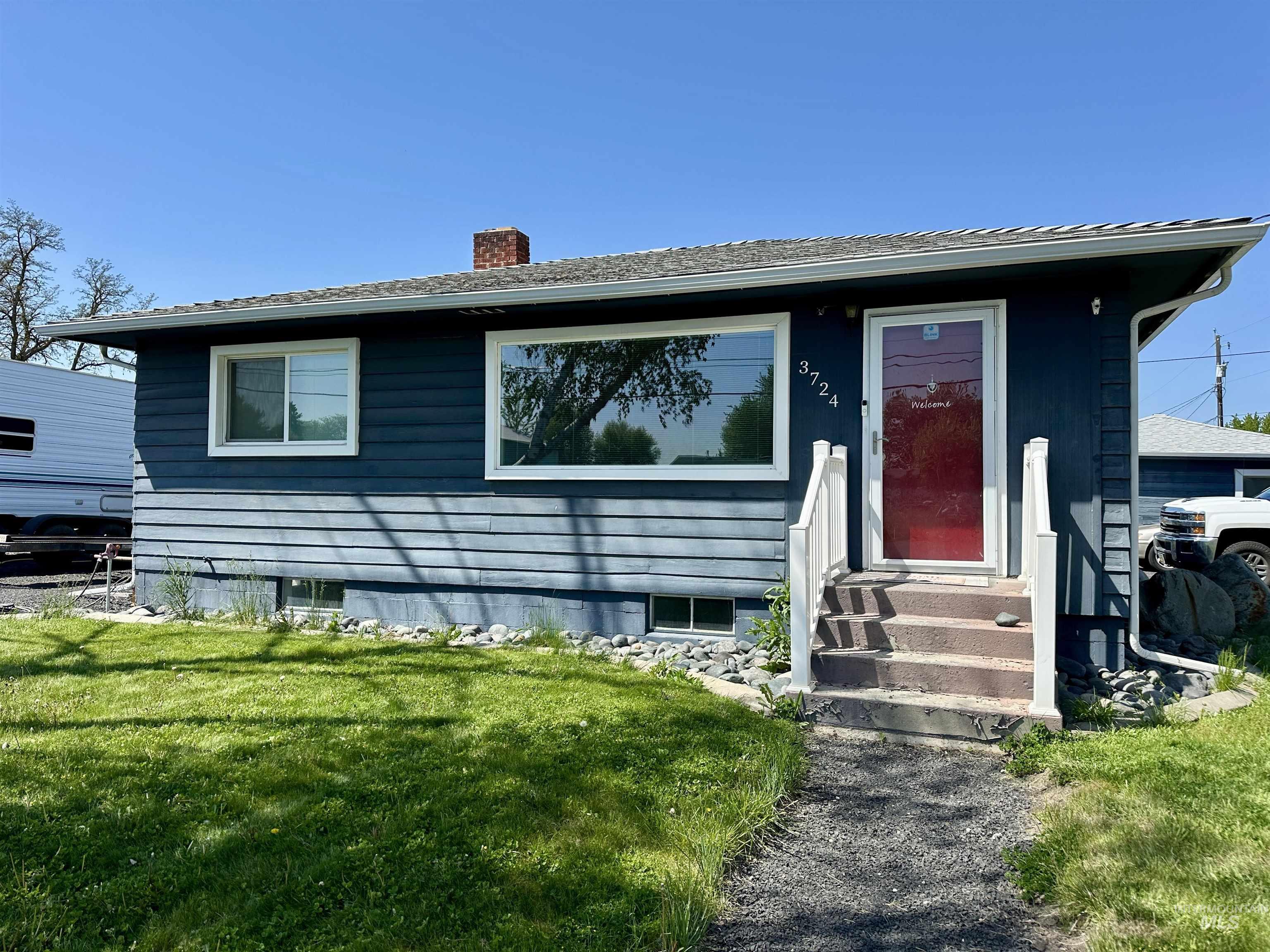 3724 21st St, Lewiston, Idaho 83501, 2 Bedrooms, 1 Bathroom, Residential For Sale, Price $349,000, 98945588